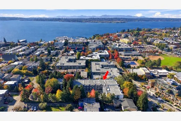 410 2nd Avenue S #109, Kirkland, WA 98033