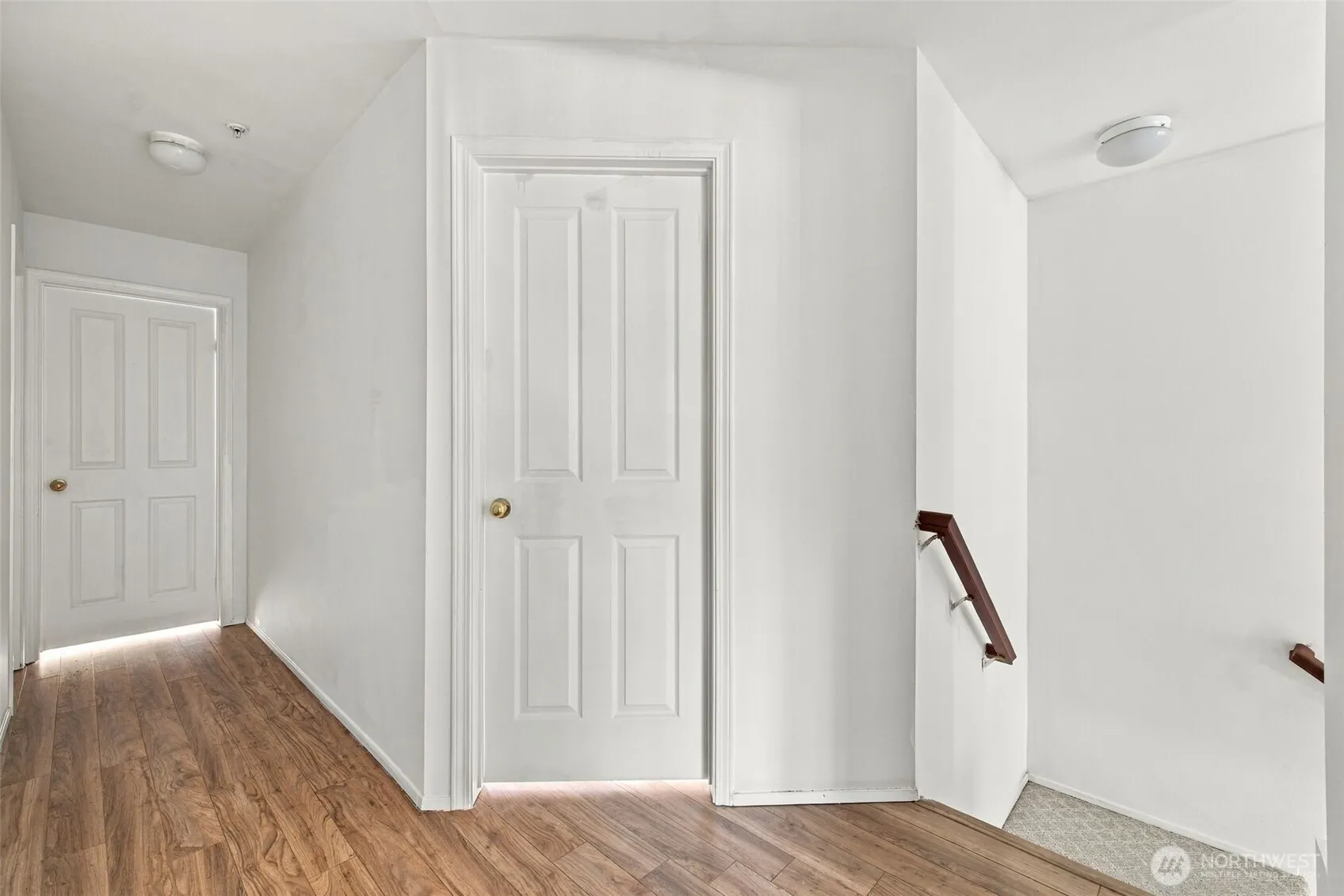 6704 S 239TH Place #B102, Kent, WA 98032