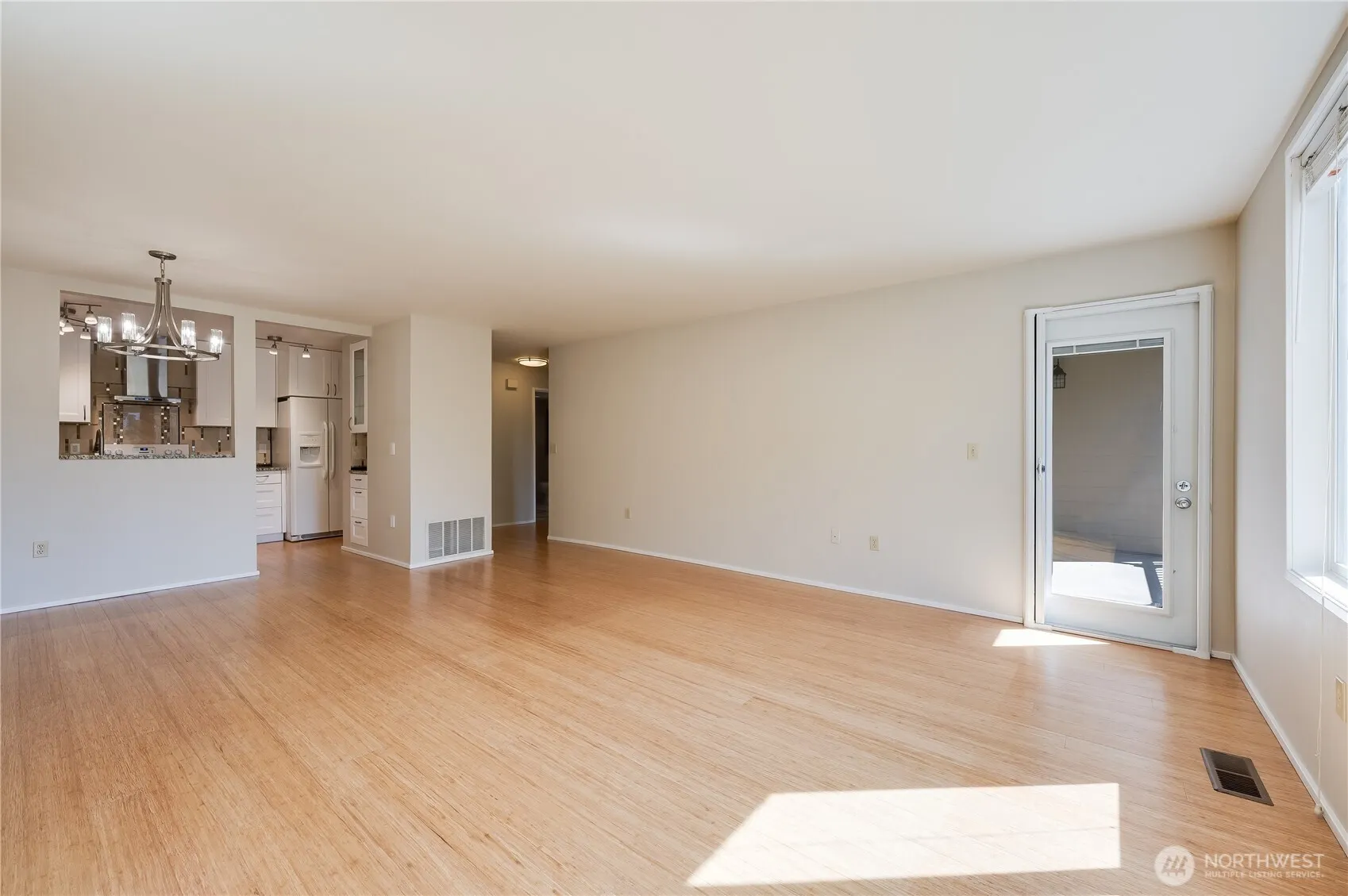 4152 Providence Point Drive SE #104, Issaquah, WA 98029