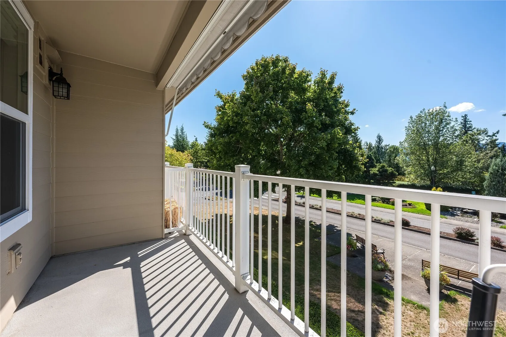 4152 Providence Point Drive SE #104, Issaquah, WA 98029