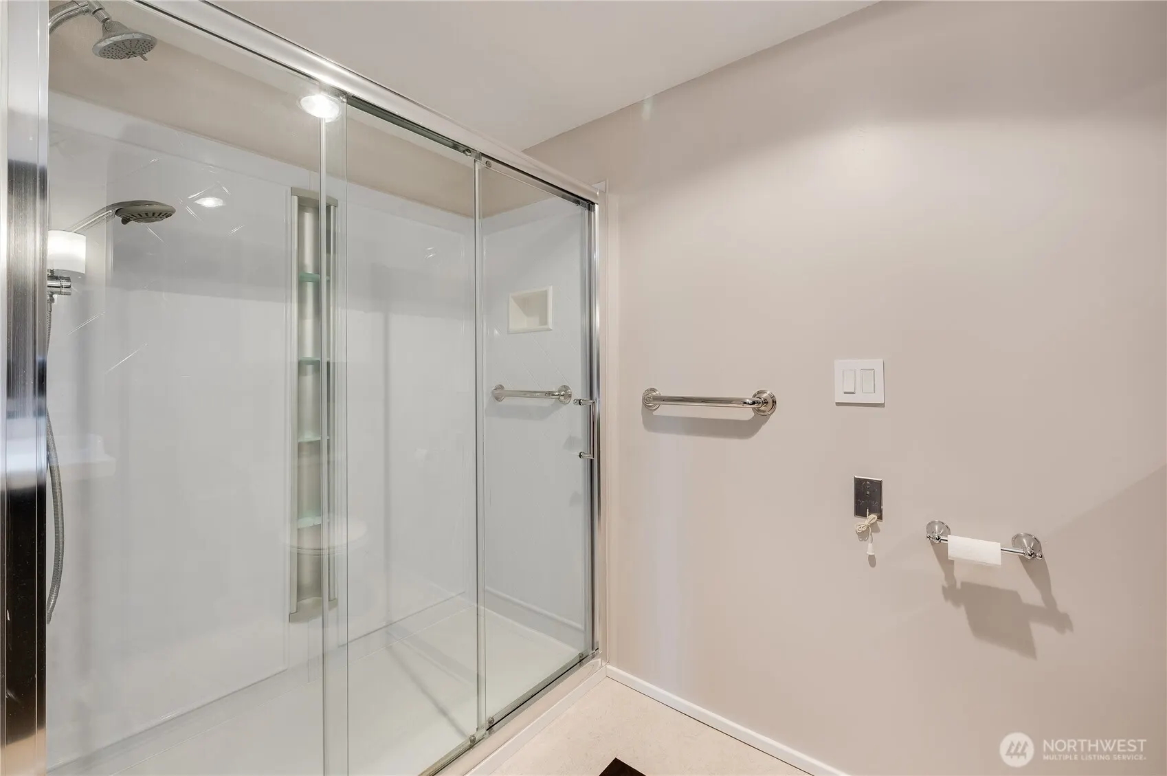 4152 Providence Point Drive SE #104, Issaquah, WA 98029