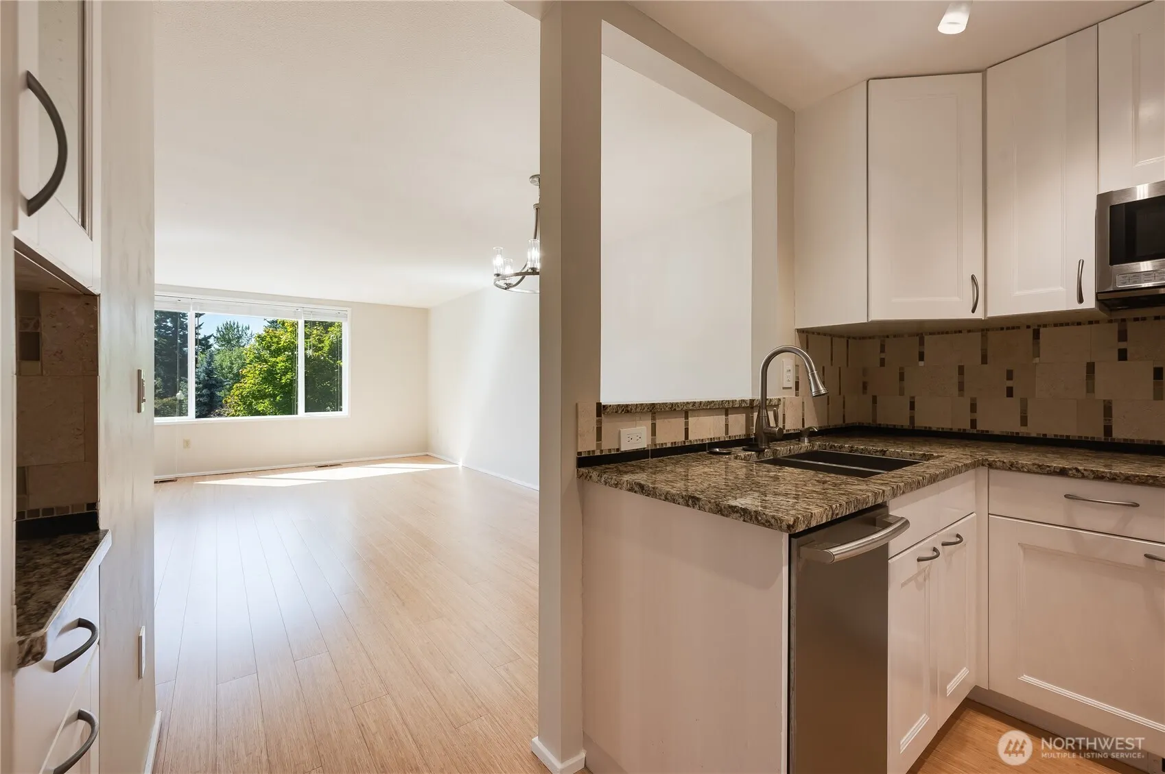 4152 Providence Point Drive SE #104, Issaquah, WA 98029