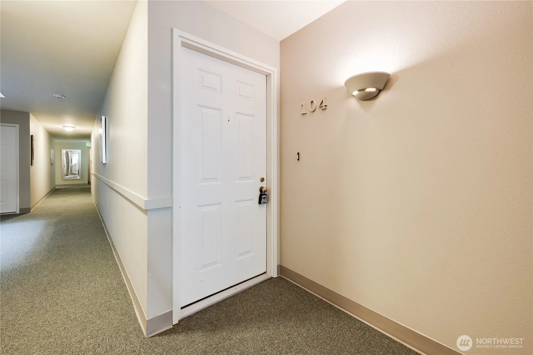 4152 Providence Point Drive SE #104, Issaquah, WA 98029