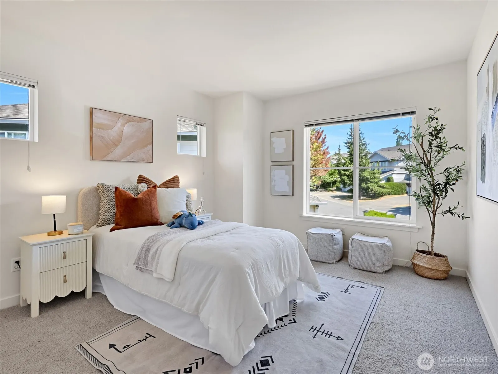 23901 SE 7th Lane , Sammamish, WA 98074