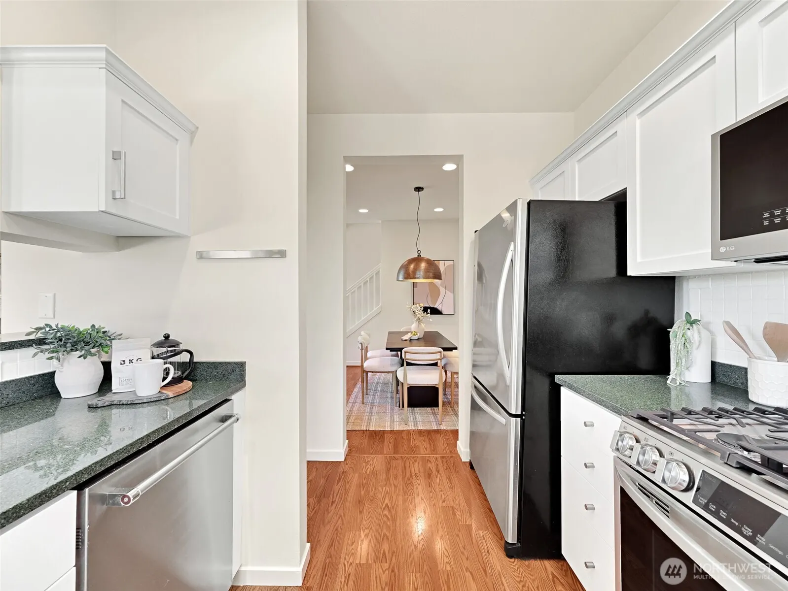 23901 SE 7th Lane , Sammamish, WA 98074
