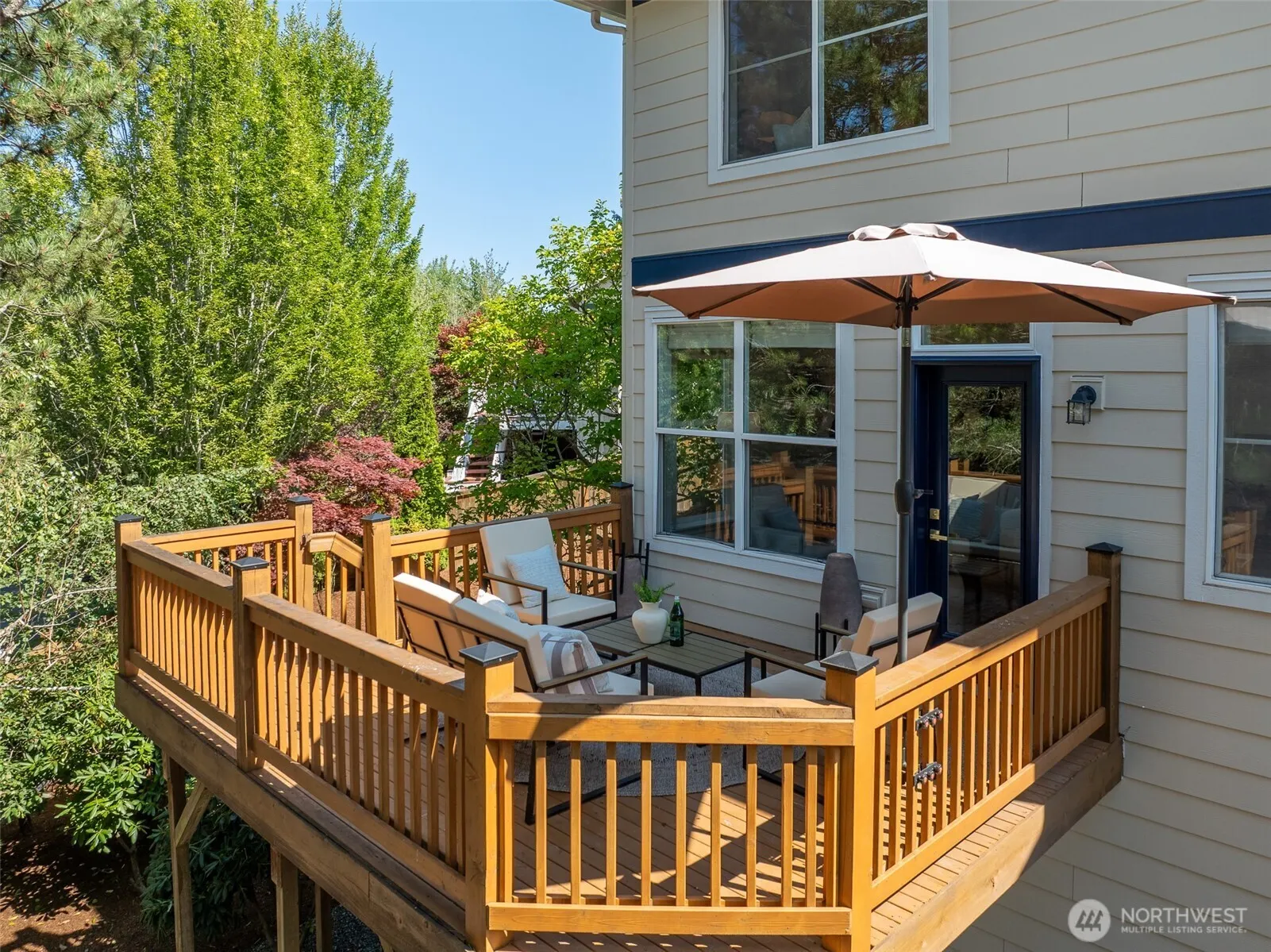 23901 SE 7th Lane , Sammamish, WA 98074