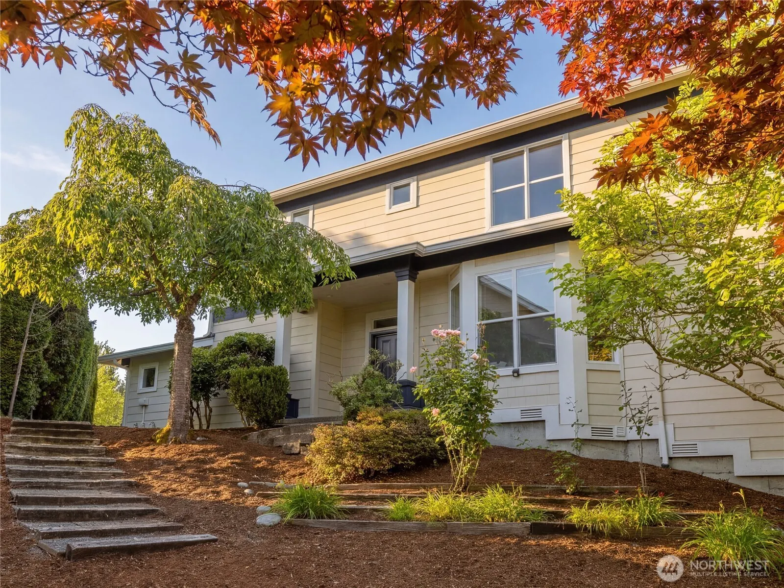 23901 SE 7th Lane , Sammamish, WA 98074