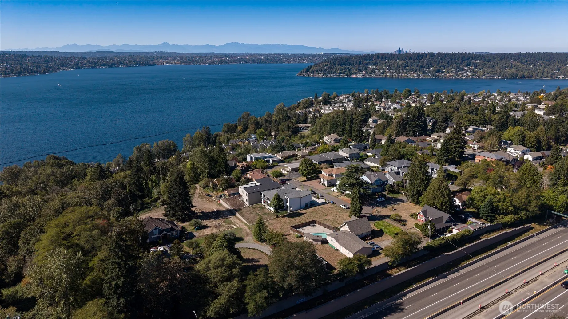 1417 N 24th st , Renton, WA 98056