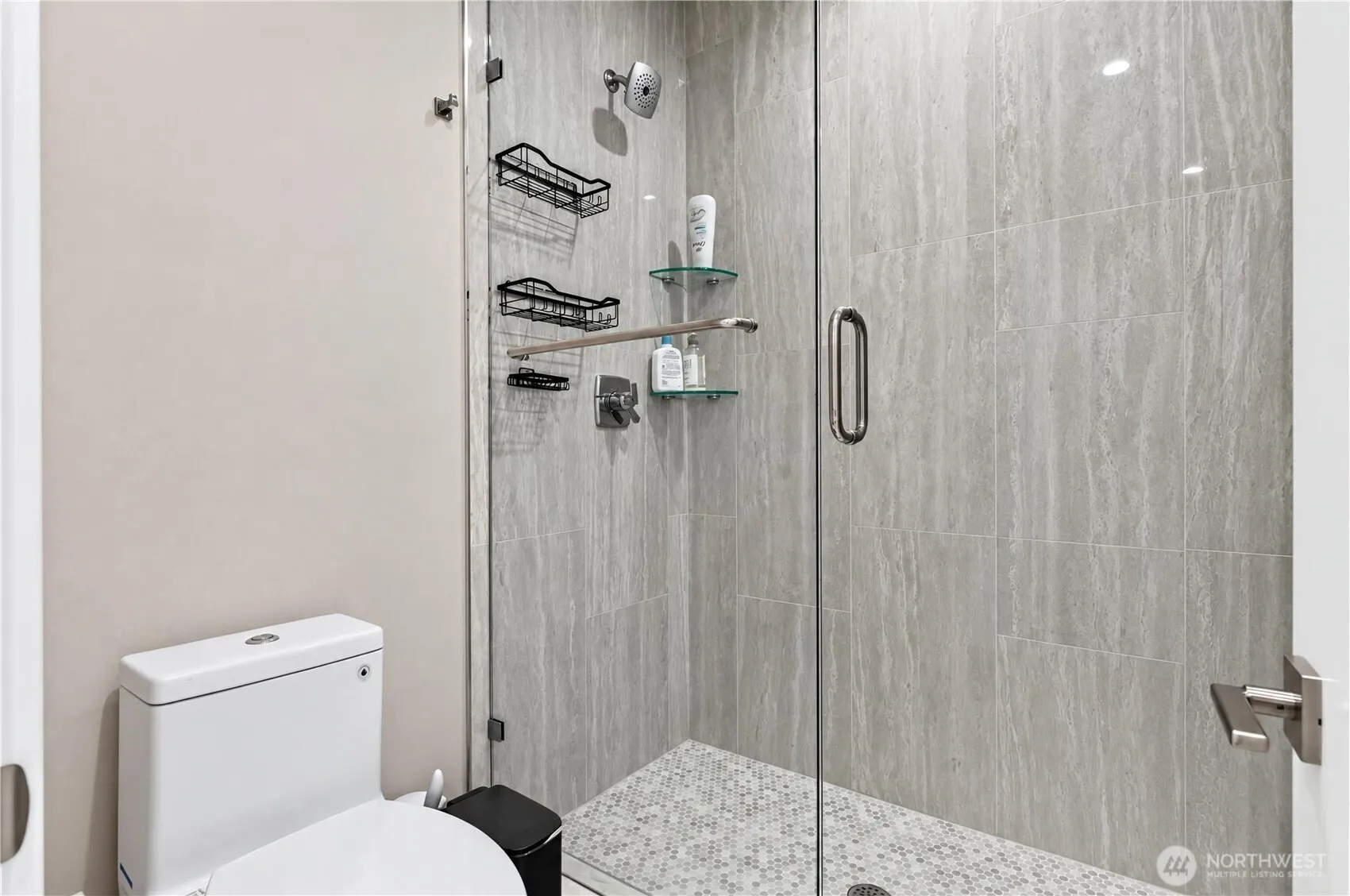 1417 N 24th st , Renton, WA 98056