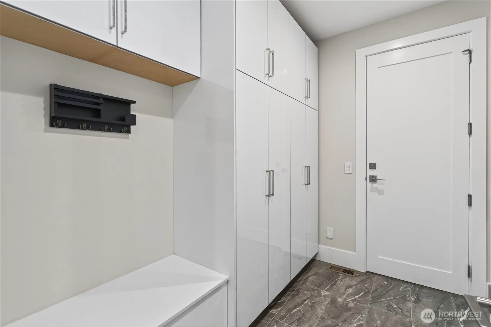 1417 N 24th st , Renton, WA 98056