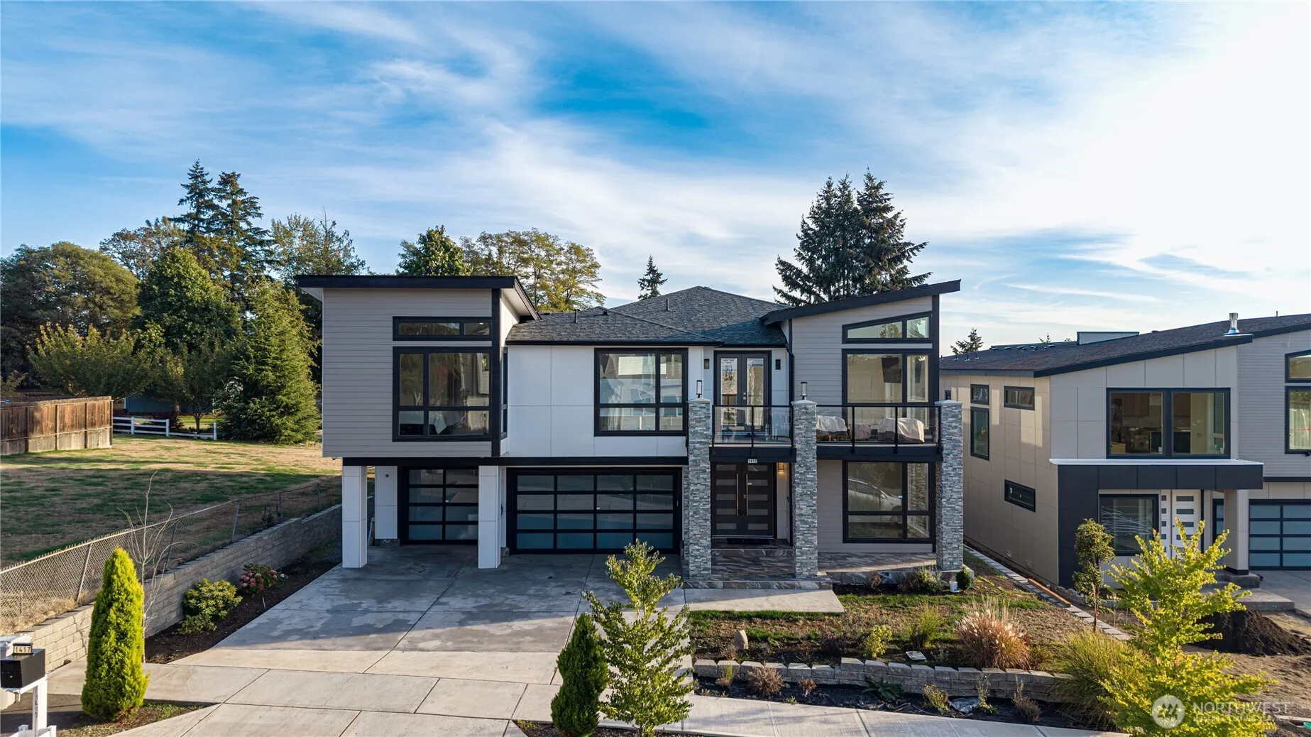 1417 N 24th st , Renton, WA 98056