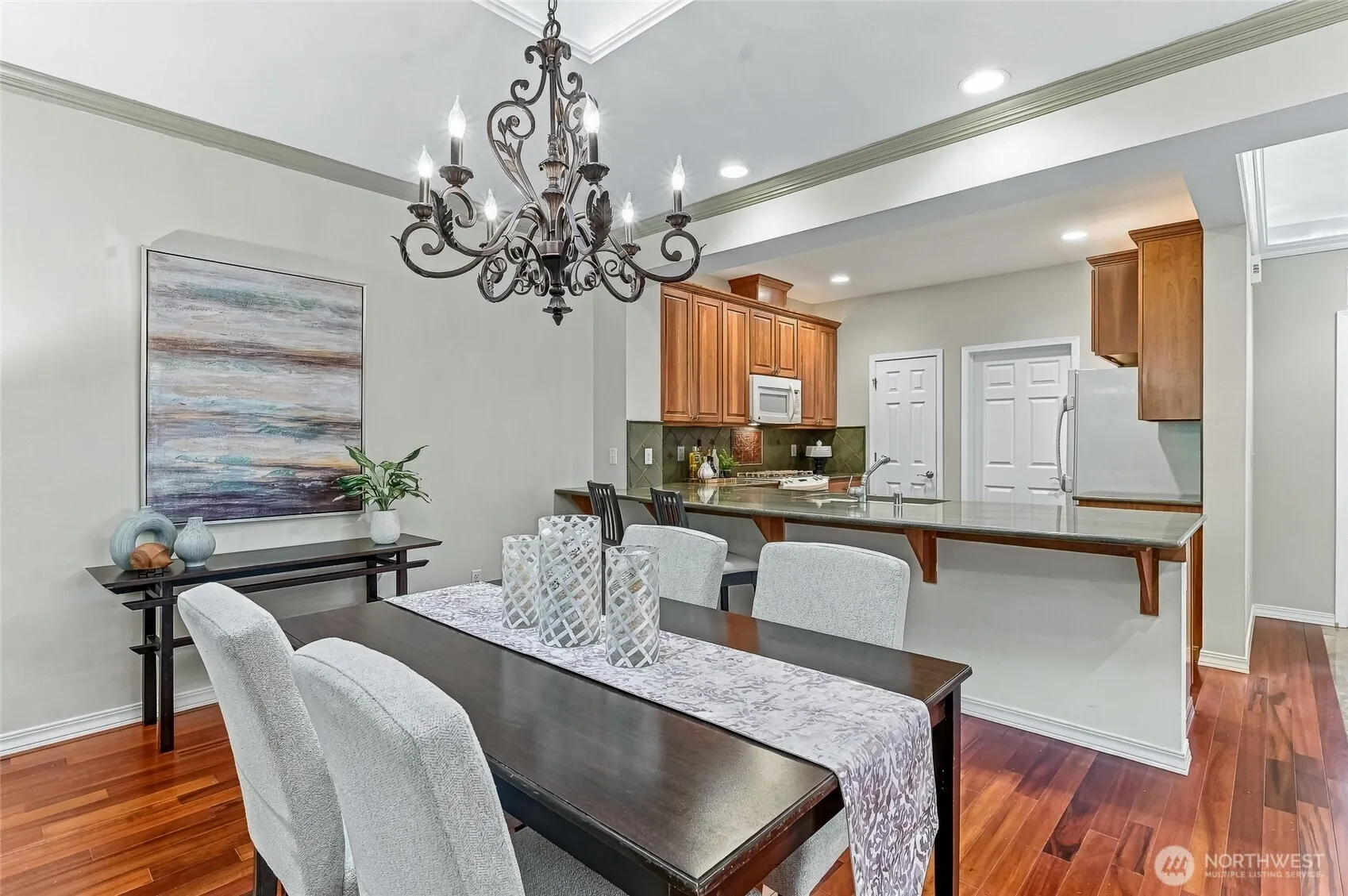 12114 Big Leaf Way NE, Redmond, WA 98053