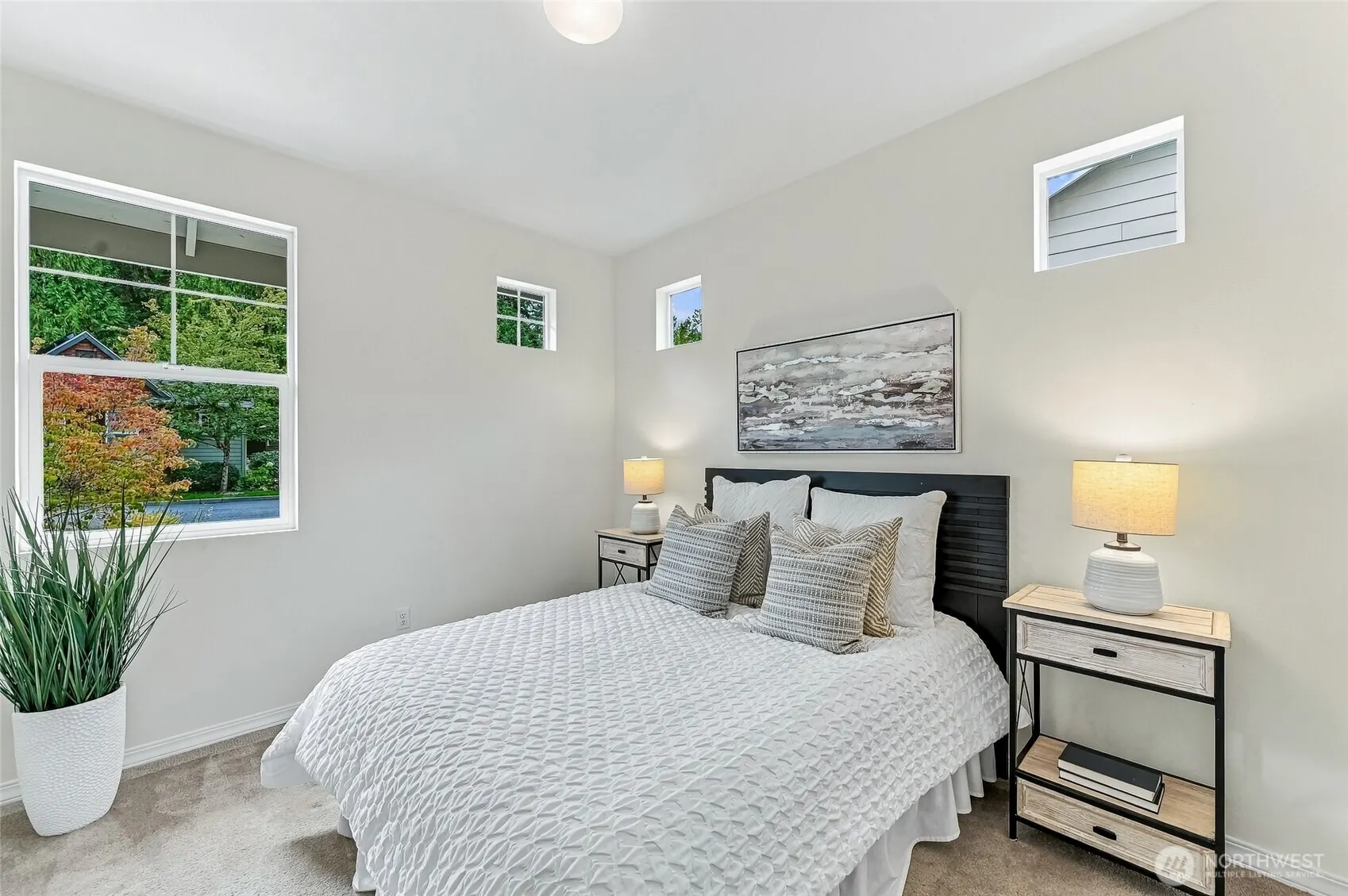 12114 Big Leaf Way NE, Redmond, WA 98053
