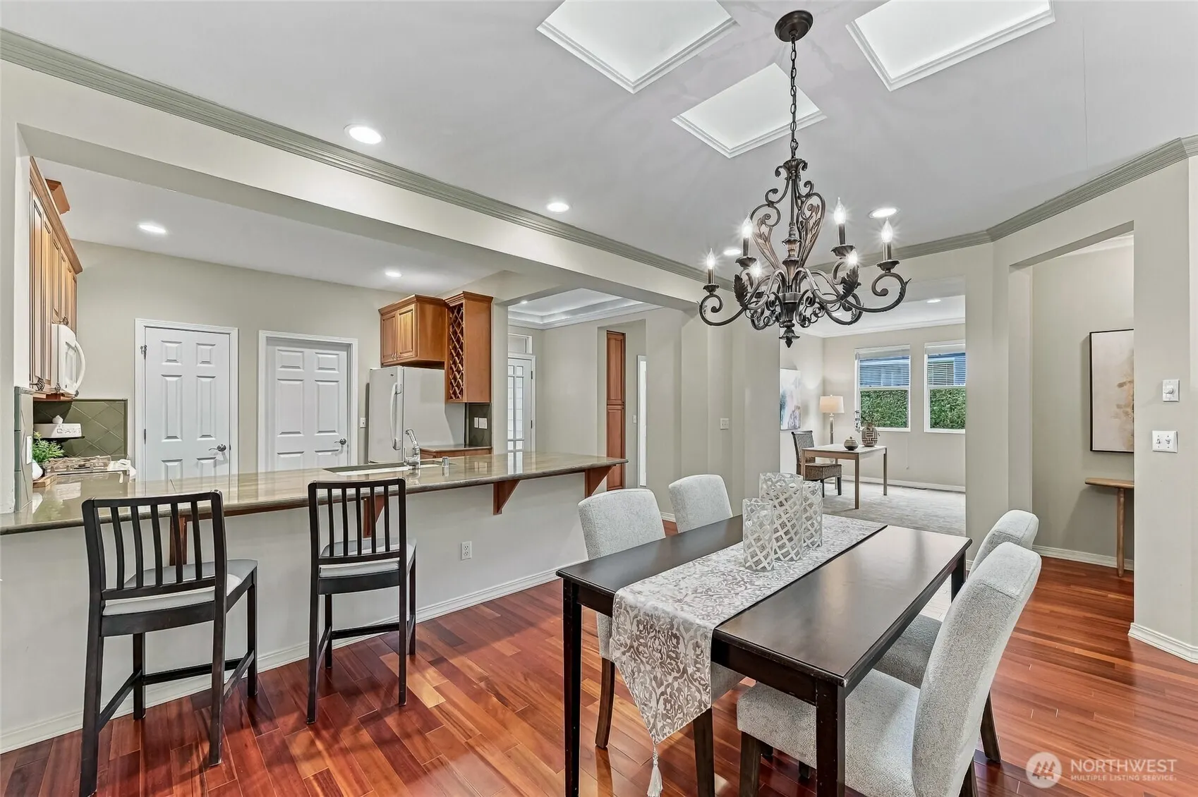 12114 Big Leaf Way NE, Redmond, WA 98053