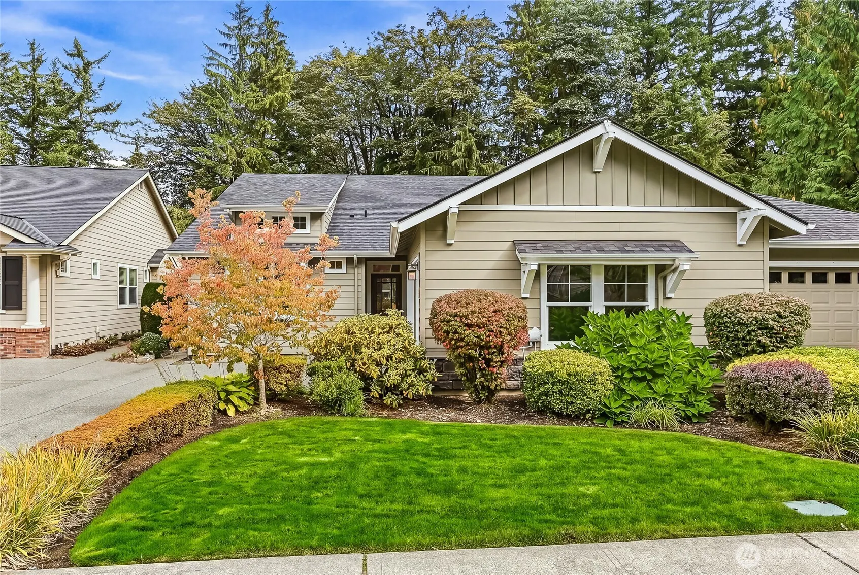 12114 Big Leaf Way NE, Redmond, WA 98053