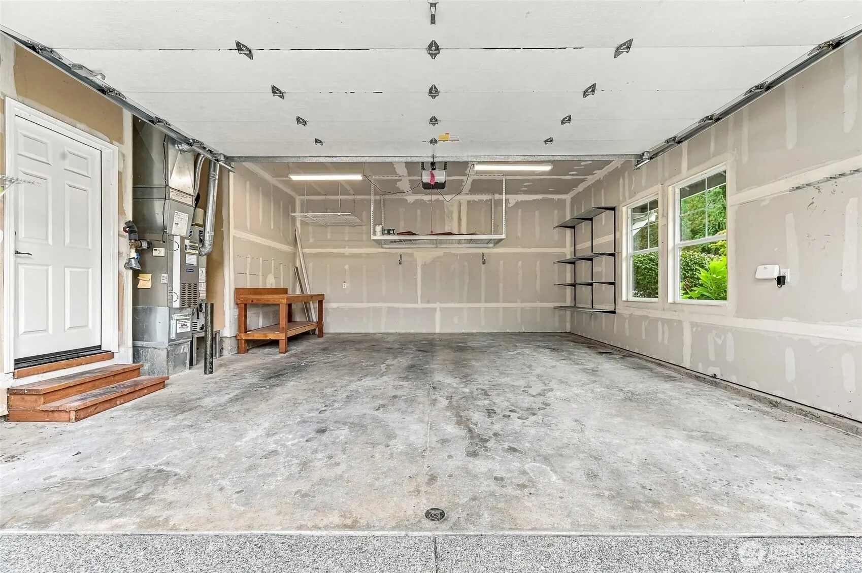 12114 Big Leaf Way NE, Redmond, WA 98053