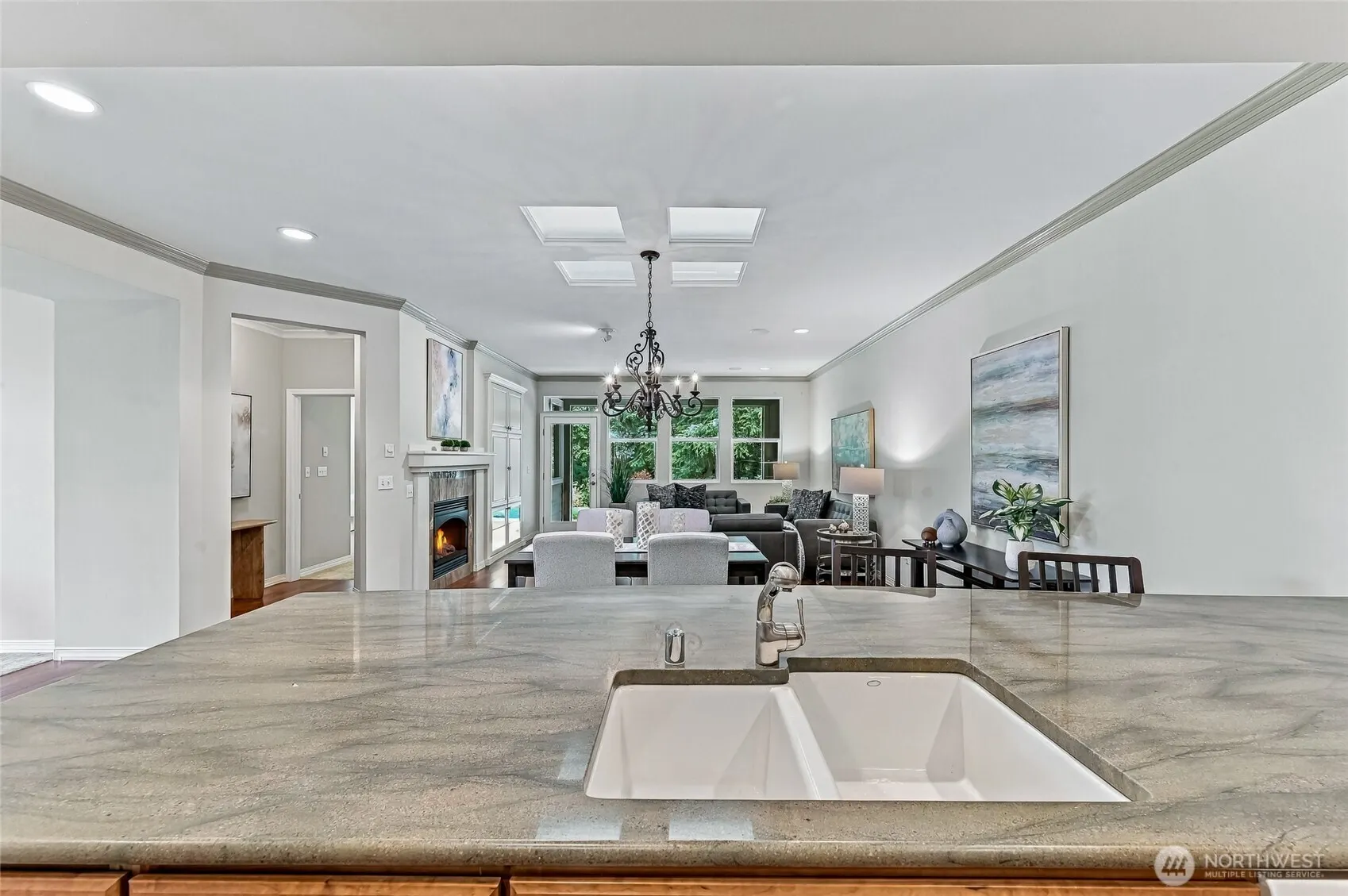 12114 Big Leaf Way NE, Redmond, WA 98053