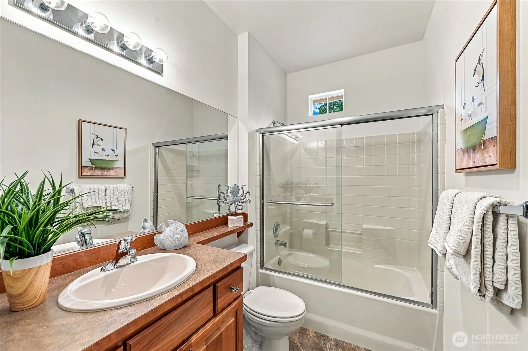 12114 Big Leaf Way NE, Redmond, WA 98053