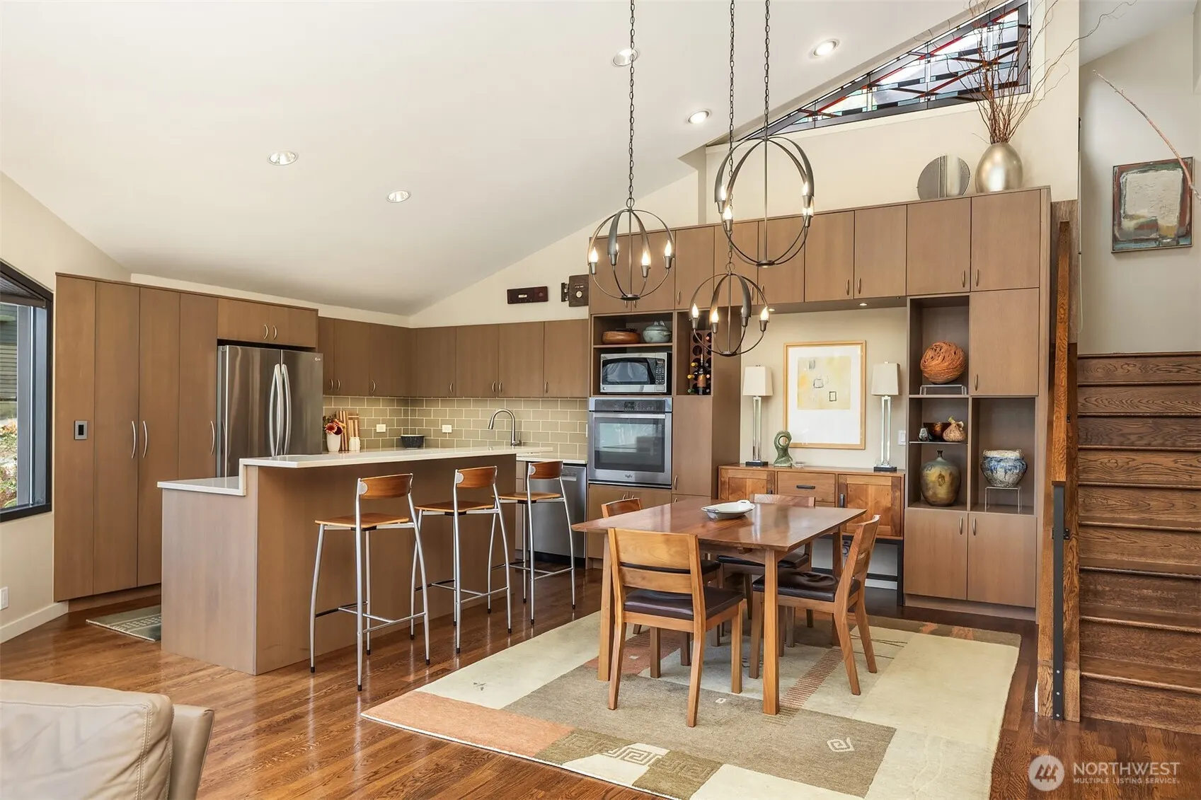 2604 W Lake Sammamish Parkway NE, Redmond, WA 98052