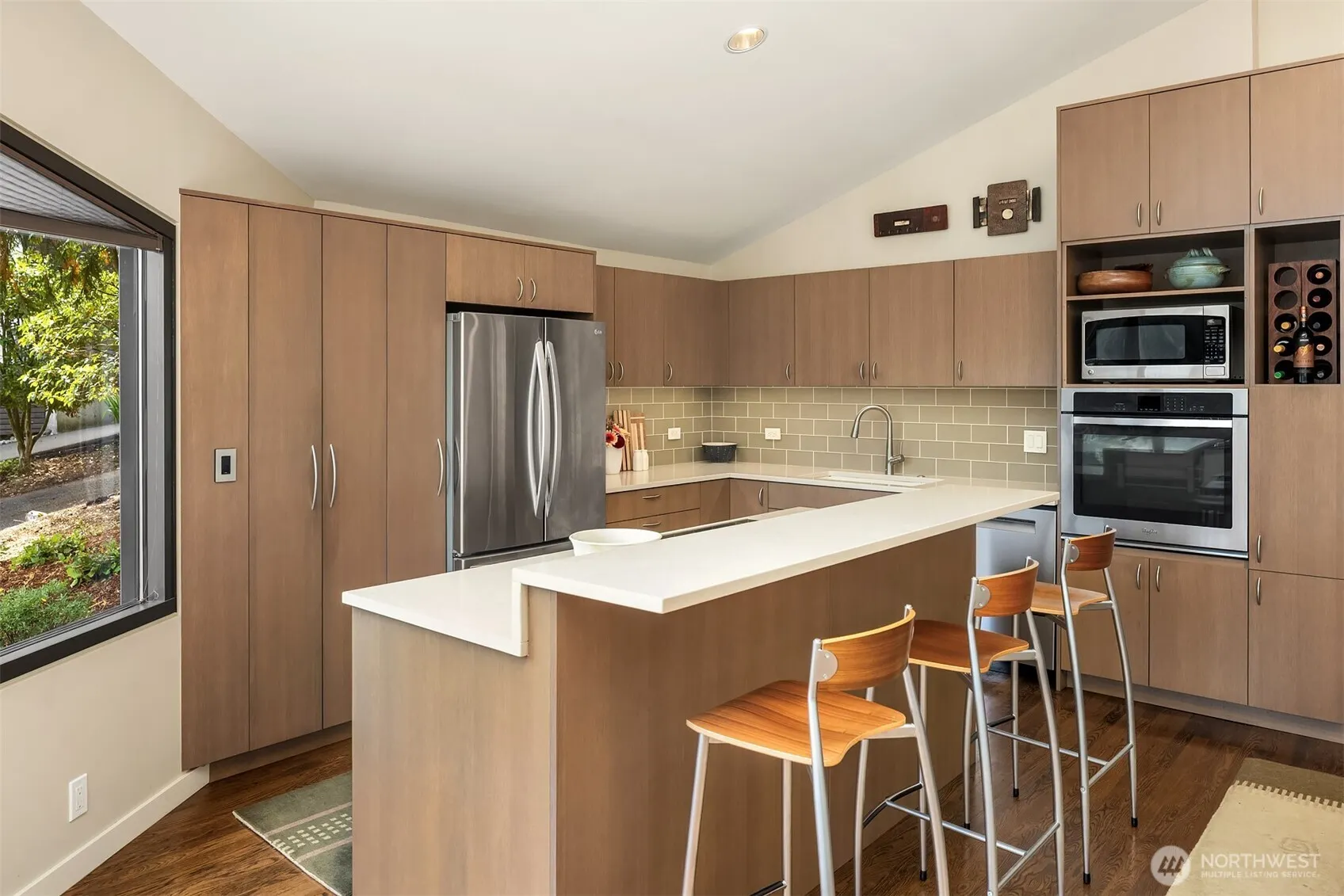 2604 W Lake Sammamish Parkway NE, Redmond, WA 98052