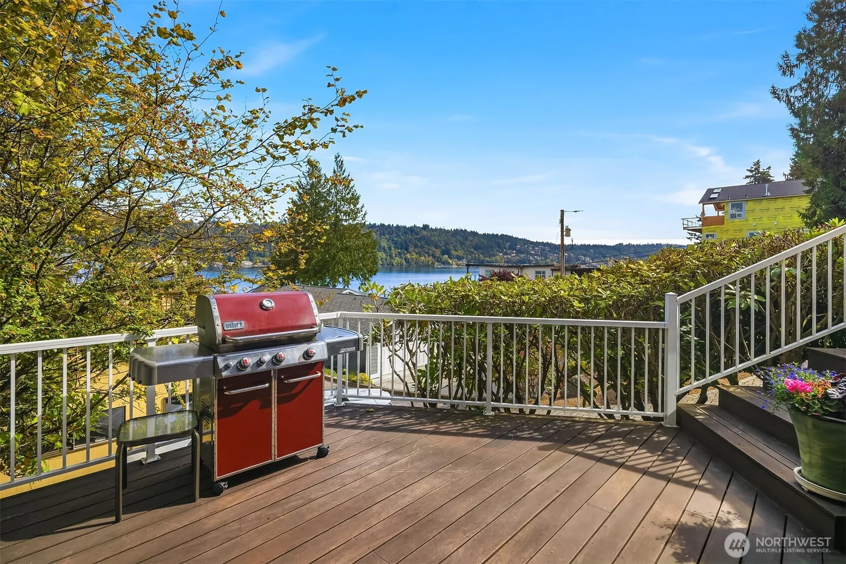 2604 W Lake Sammamish Parkway NE, Redmond, WA 98052