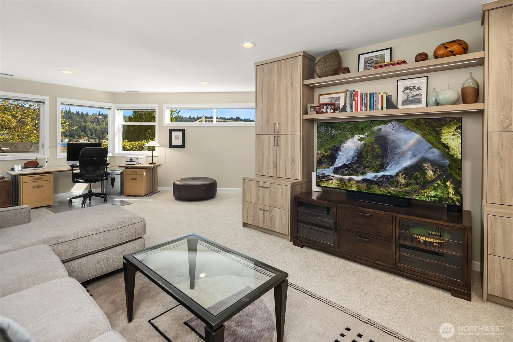 2604 W Lake Sammamish Parkway NE, Redmond, WA 98052