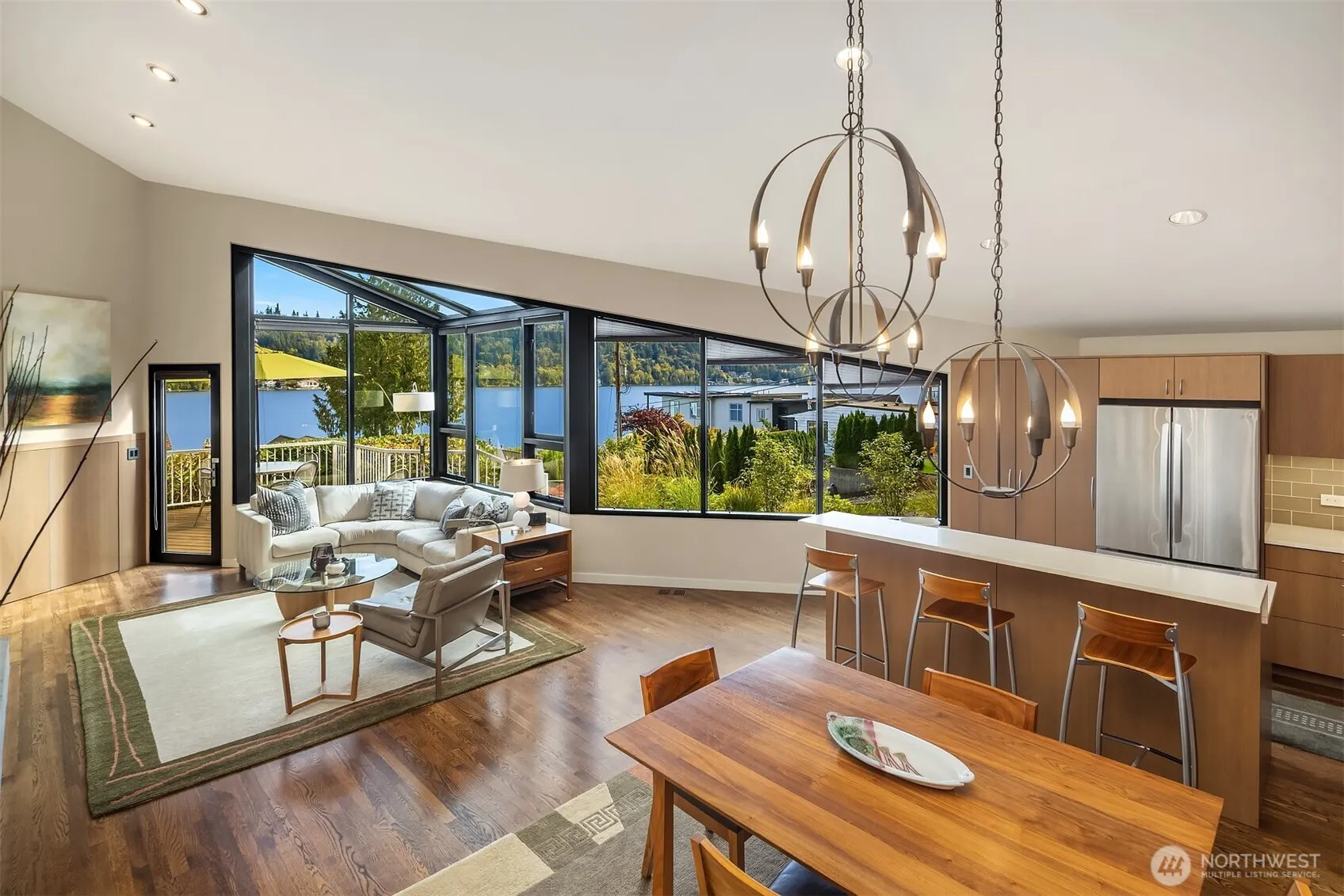 2604 W Lake Sammamish Parkway NE, Redmond, WA 98052