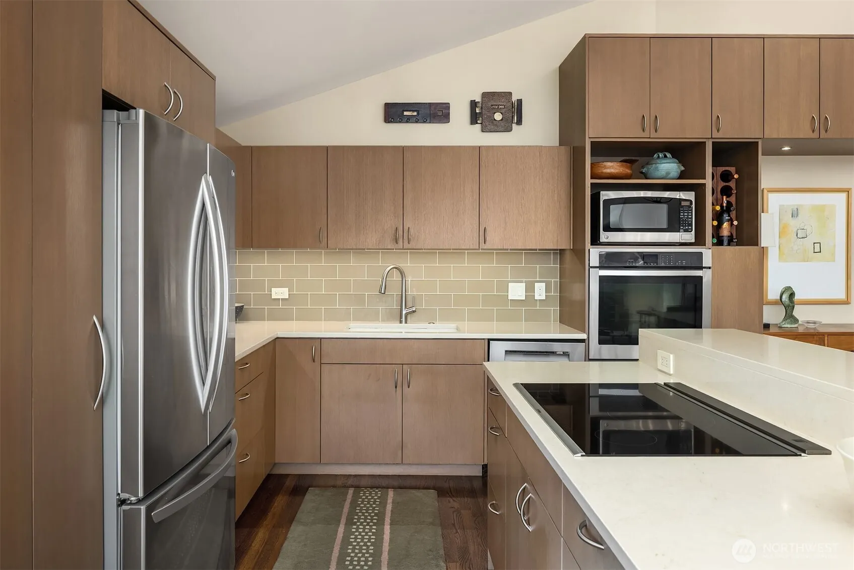 2604 W Lake Sammamish Parkway NE, Redmond, WA 98052