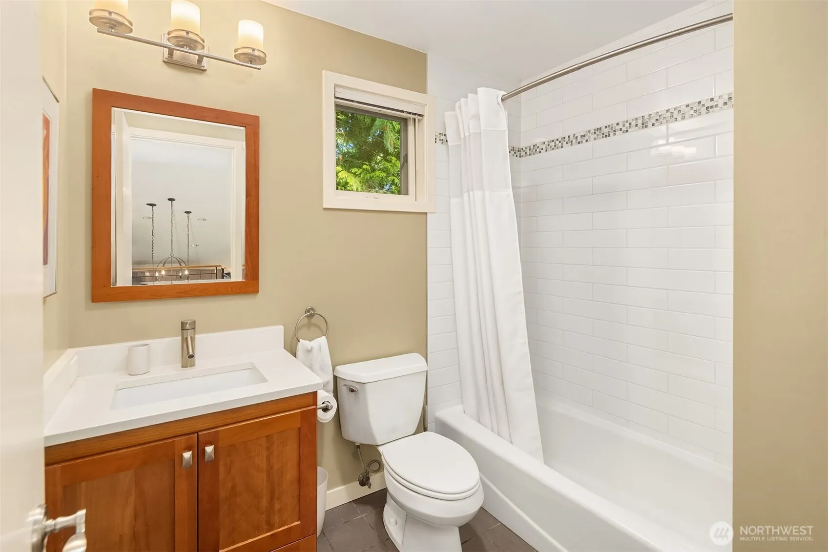 2604 W Lake Sammamish Parkway NE, Redmond, WA 98052