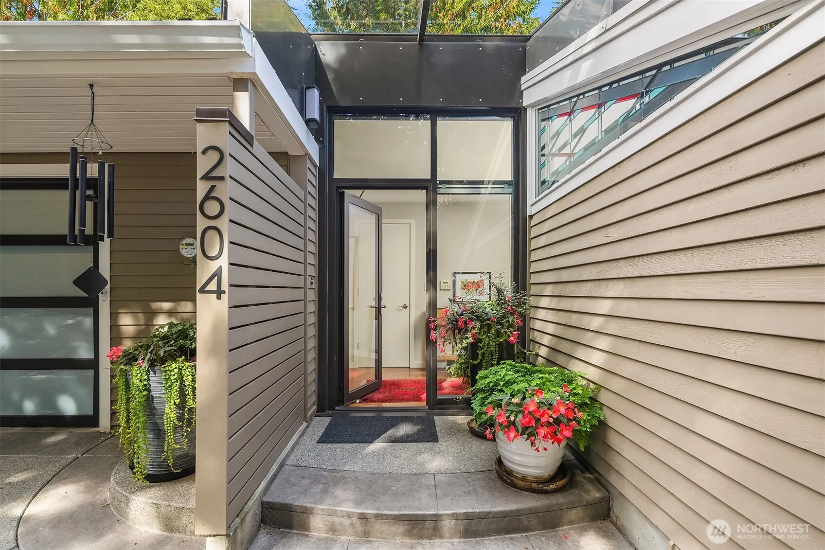 2604 W Lake Sammamish Parkway NE, Redmond, WA 98052