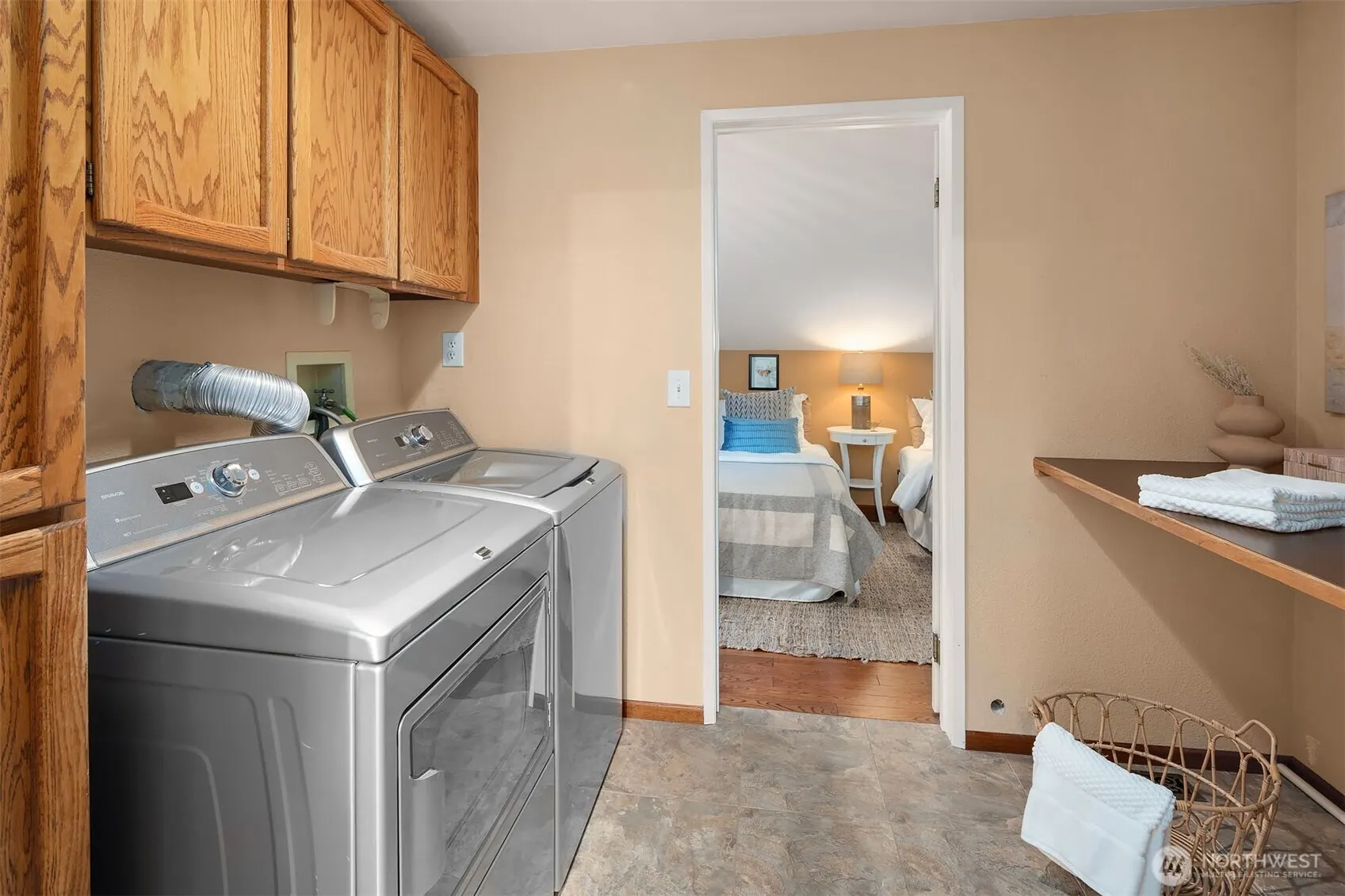 10907 NE 41st Drive , Kirkland, WA 98033