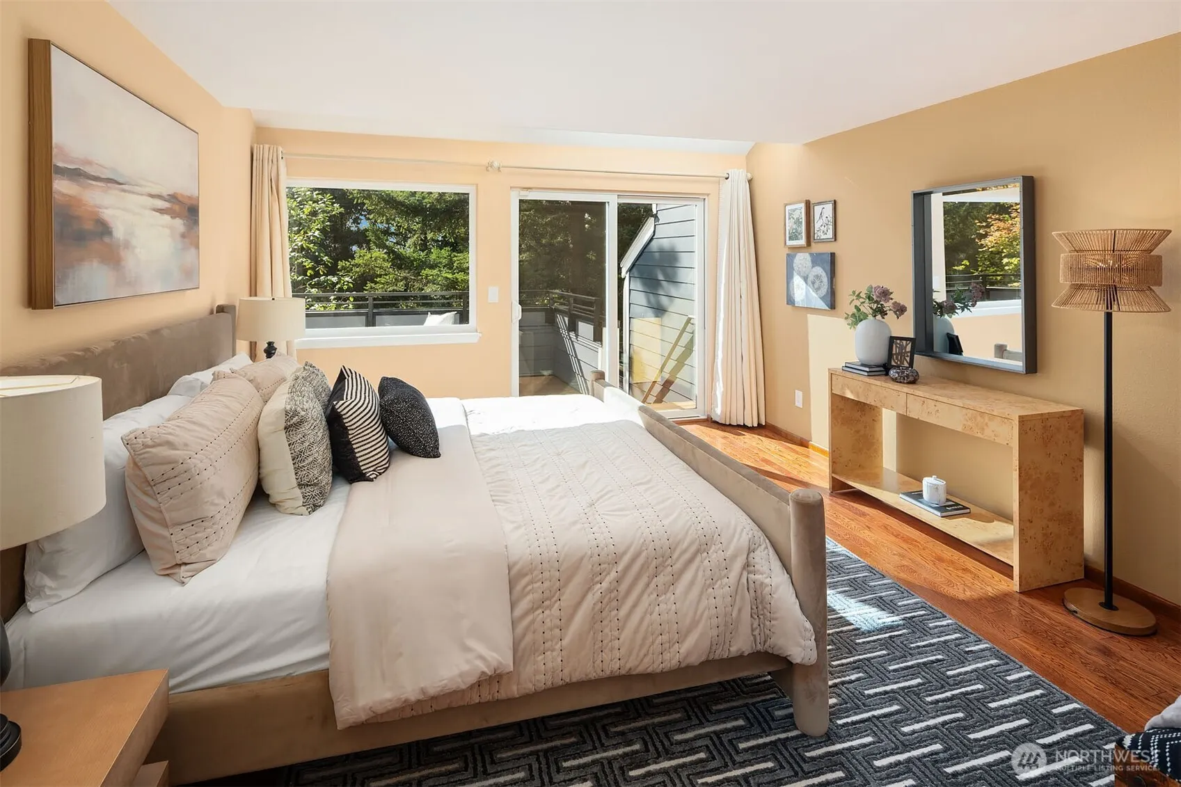 10907 NE 41st Drive , Kirkland, WA 98033