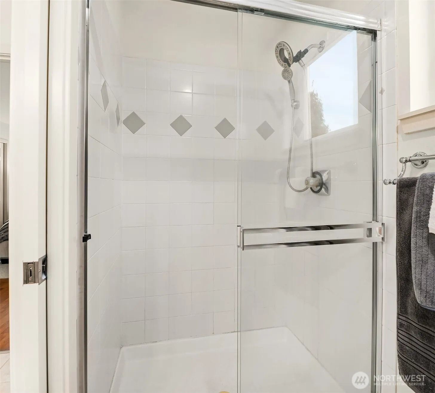 15839 NE 91st Way #1004, Redmond, WA 98052