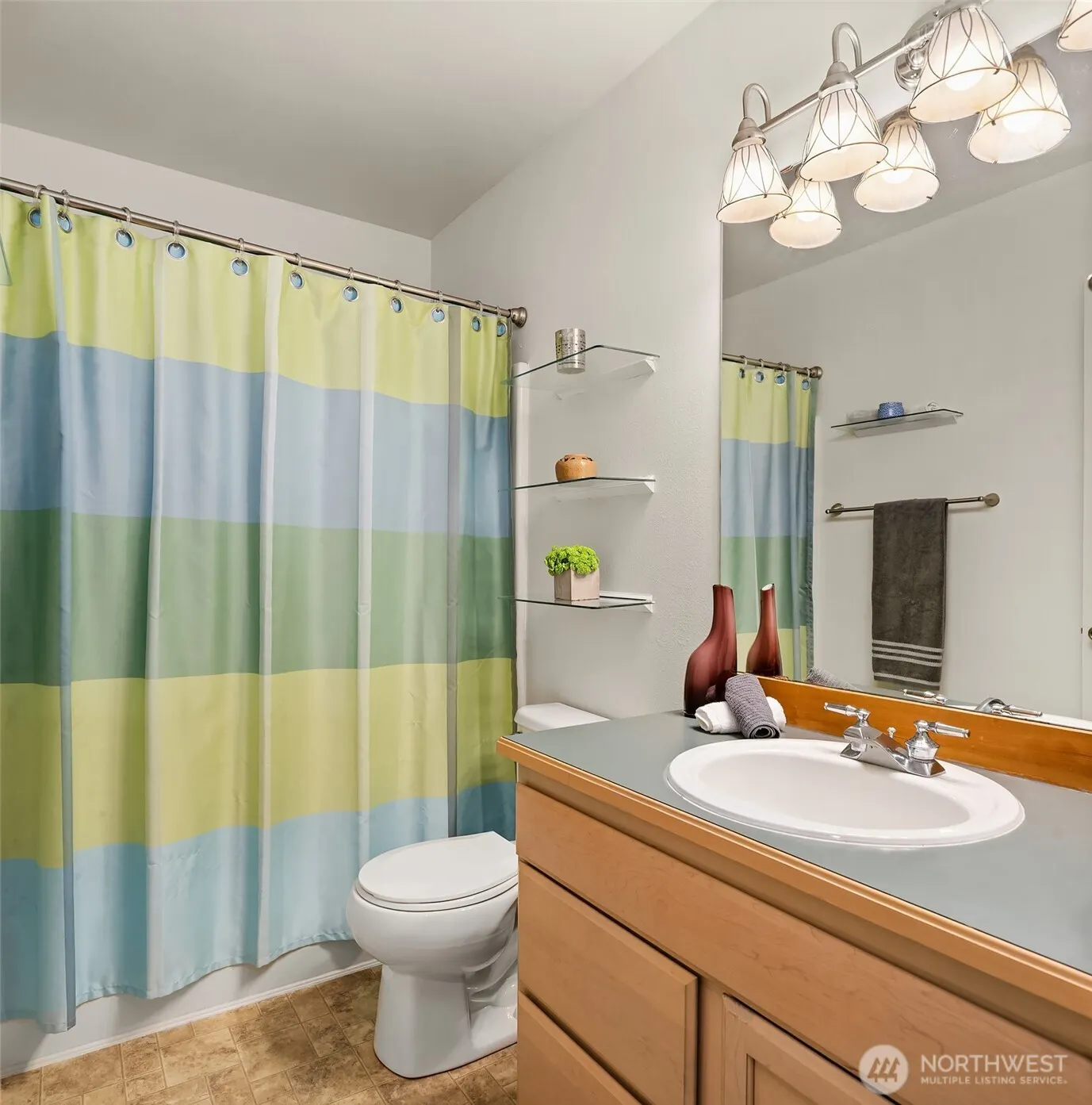 15839 NE 91st Way #1004, Redmond, WA 98052