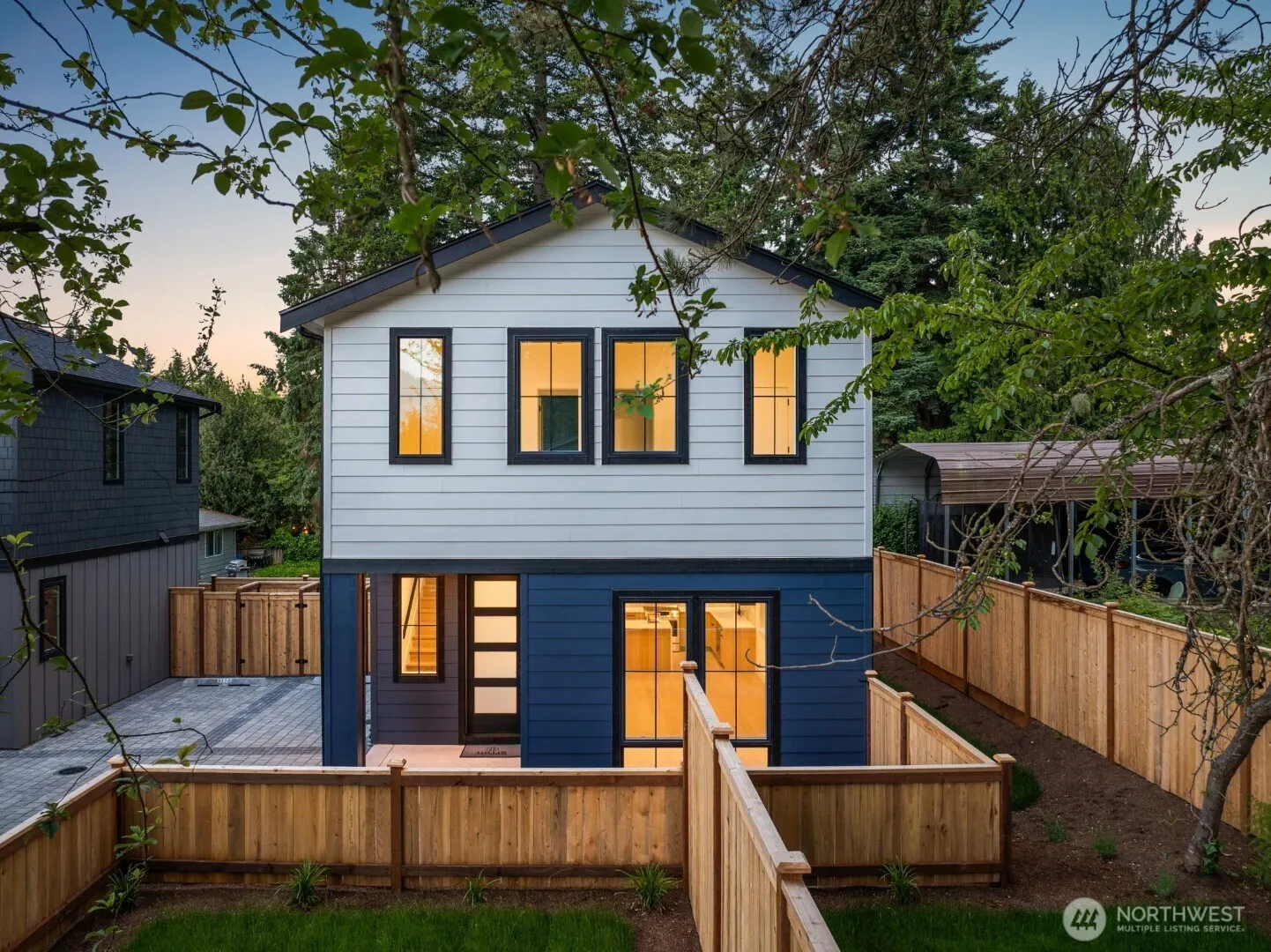 13811 84th Lane NE, Kirkland, WA 98034