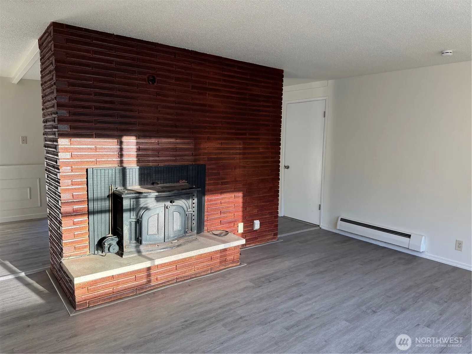17815 46th Place W, Lynnwood, WA 98037