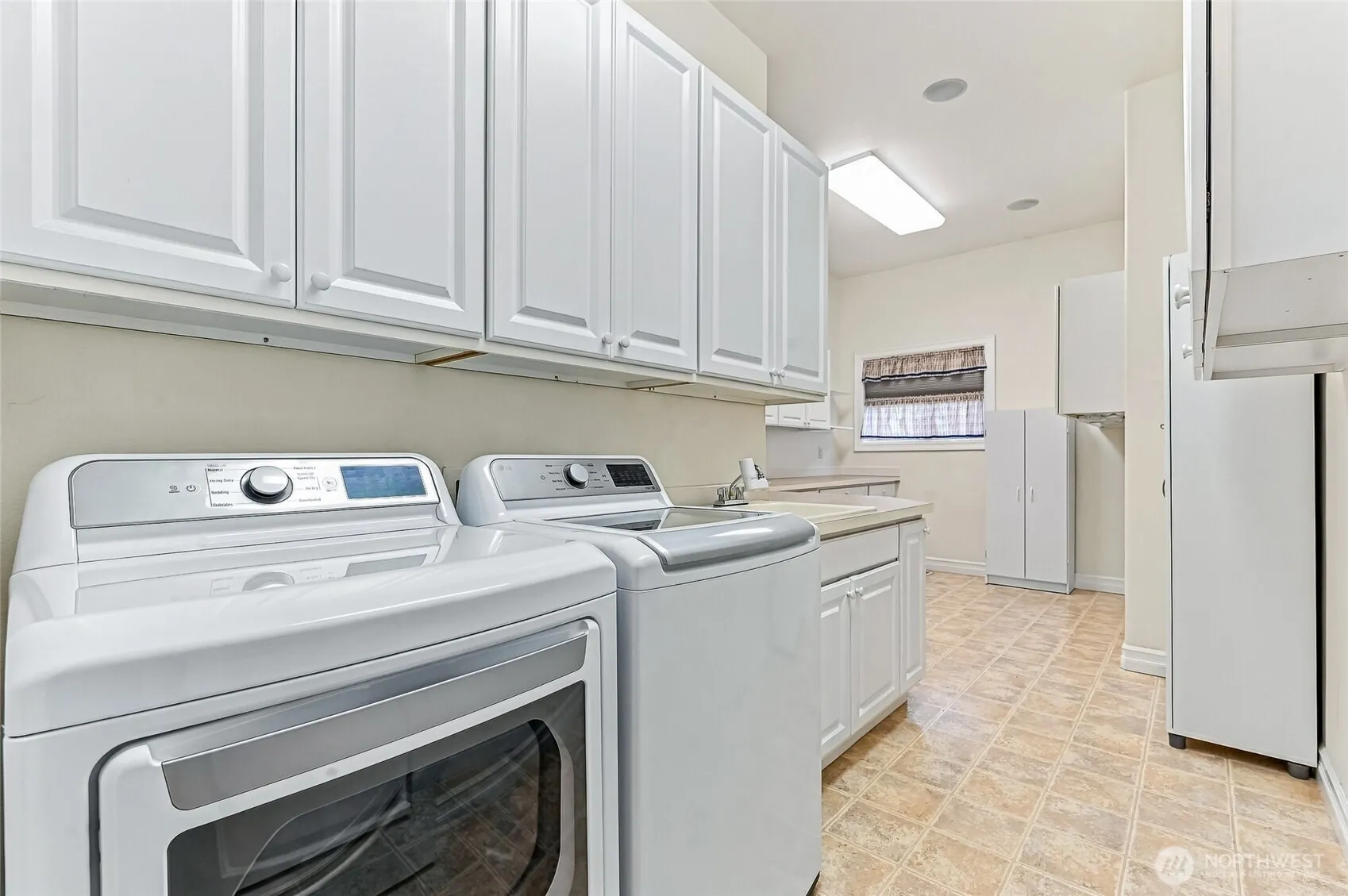 23736 NE 116th Place , Redmond, WA 98053