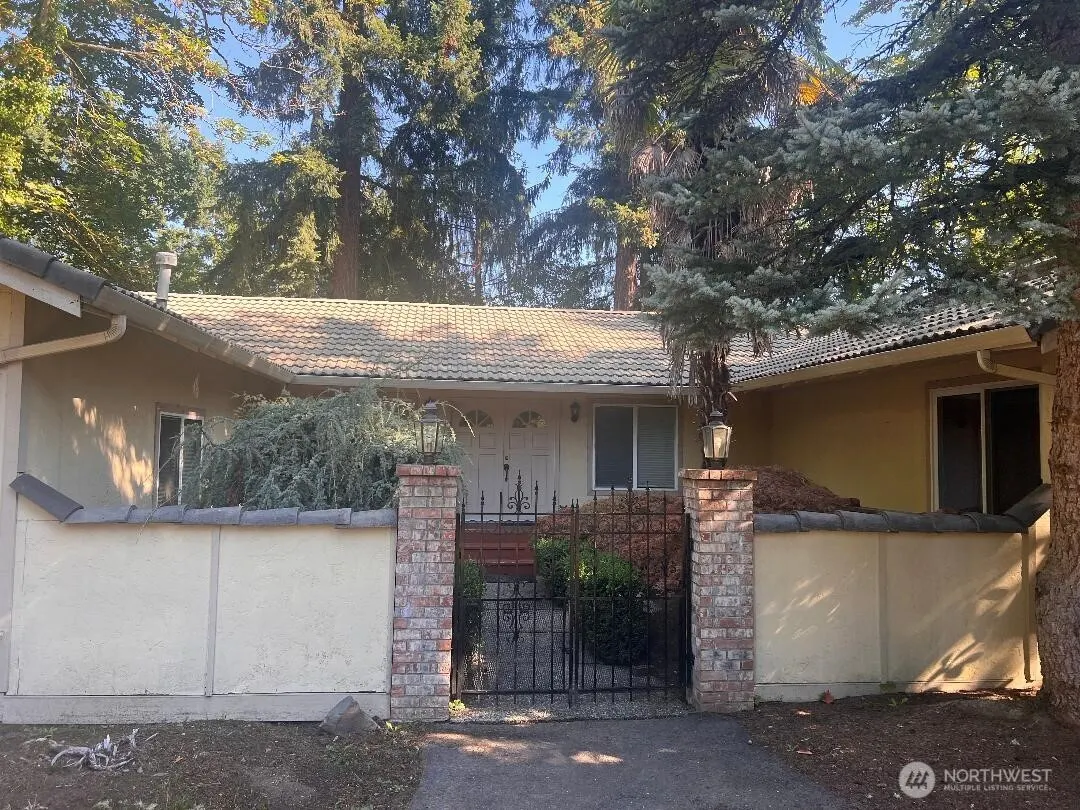 9222 S 198 Street Ct , Renton, WA 98055