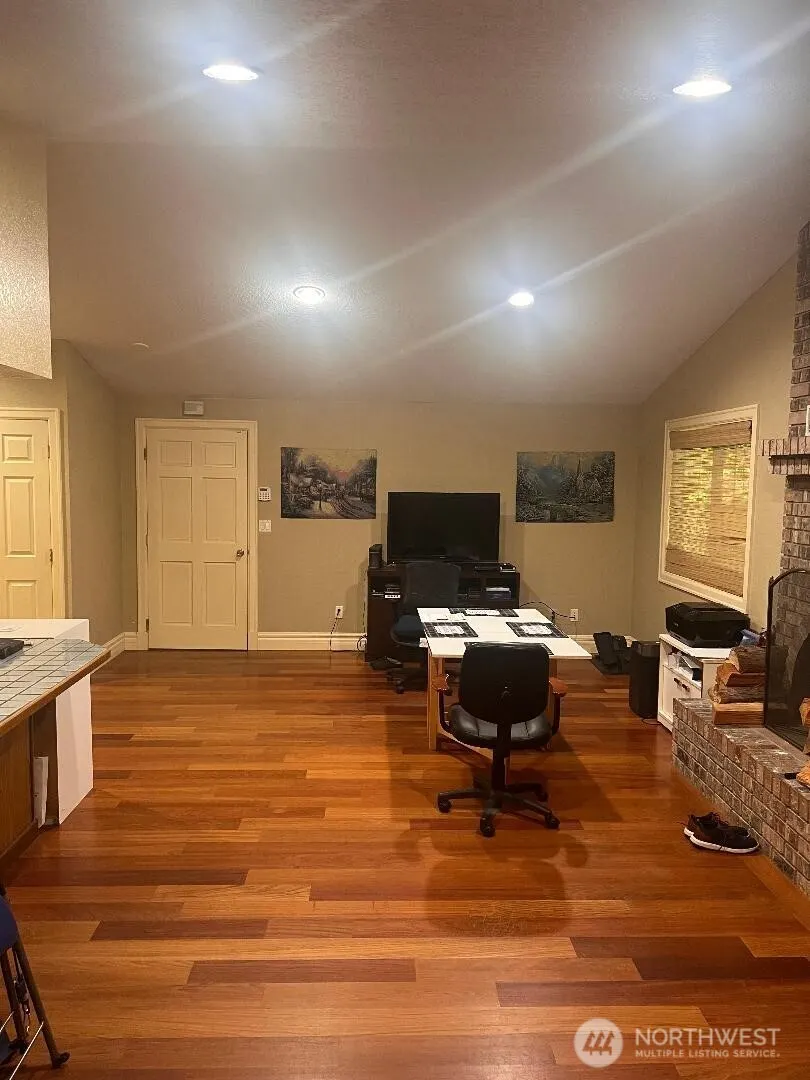 9222 S 198 Street Ct , Renton, WA 98055