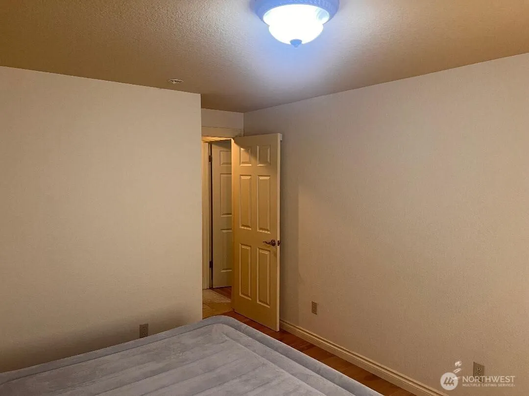 9222 S 198 Street Ct , Renton, WA 98055