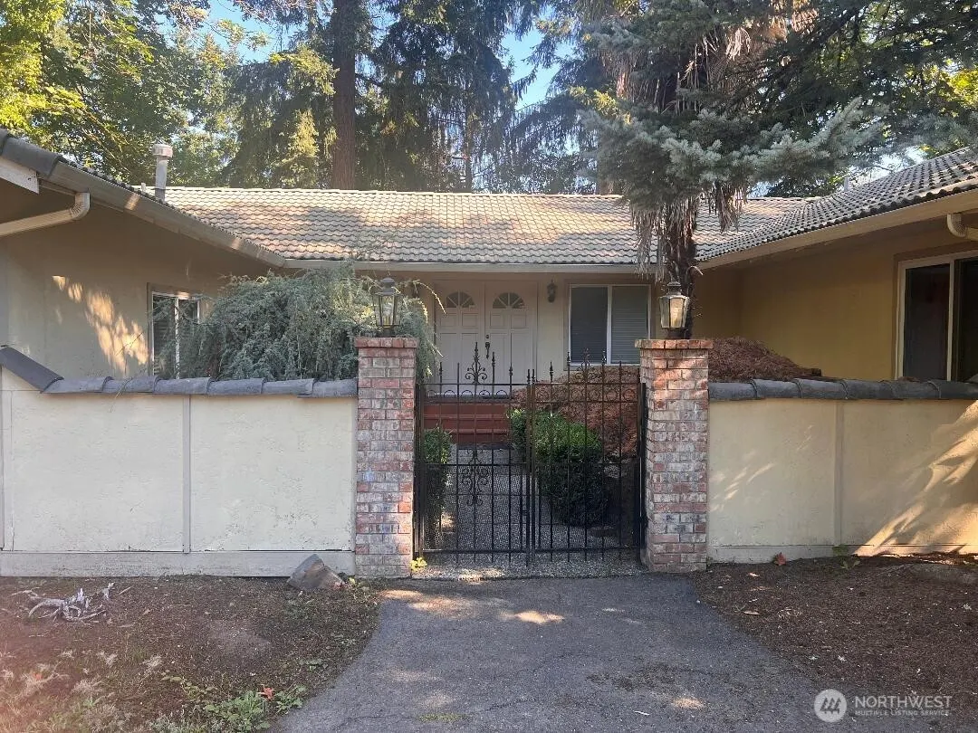 9222 S 198 Street Ct , Renton, WA 98055
