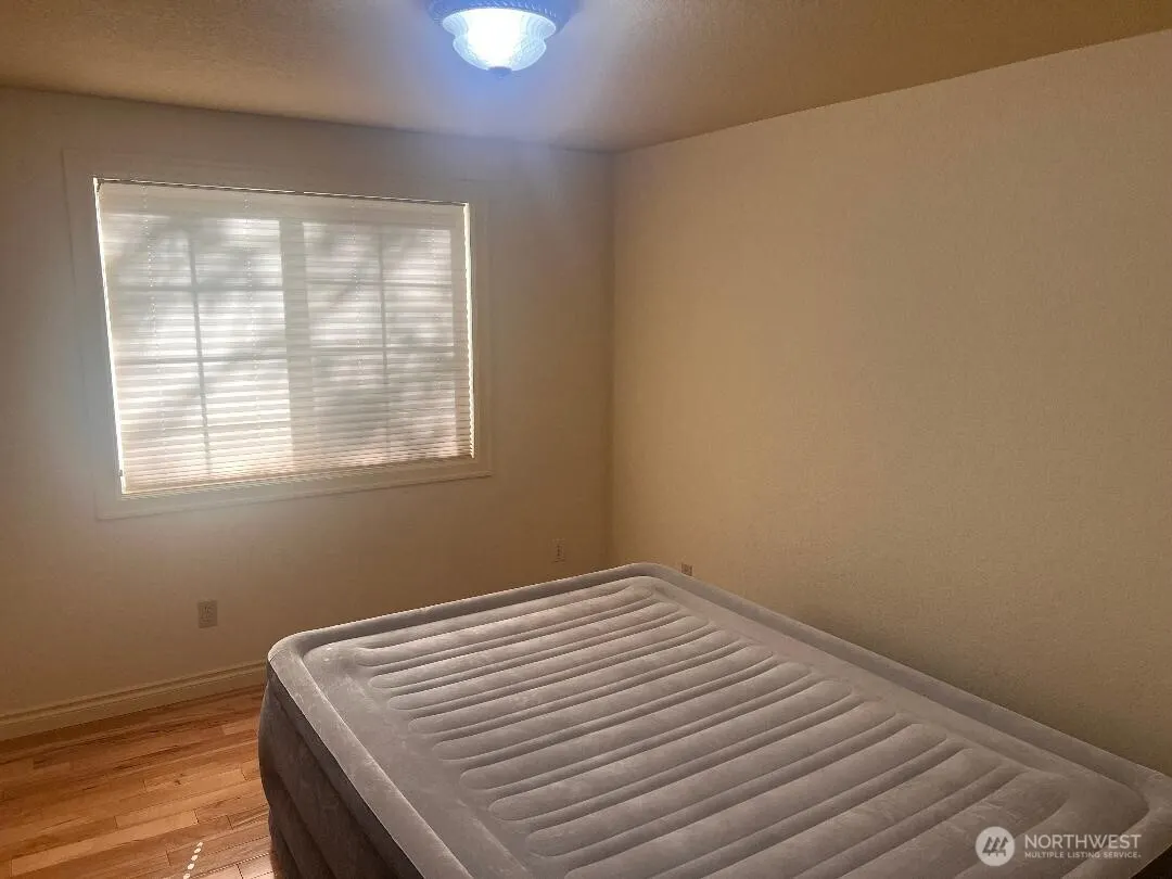 9222 S 198 Street Ct , Renton, WA 98055