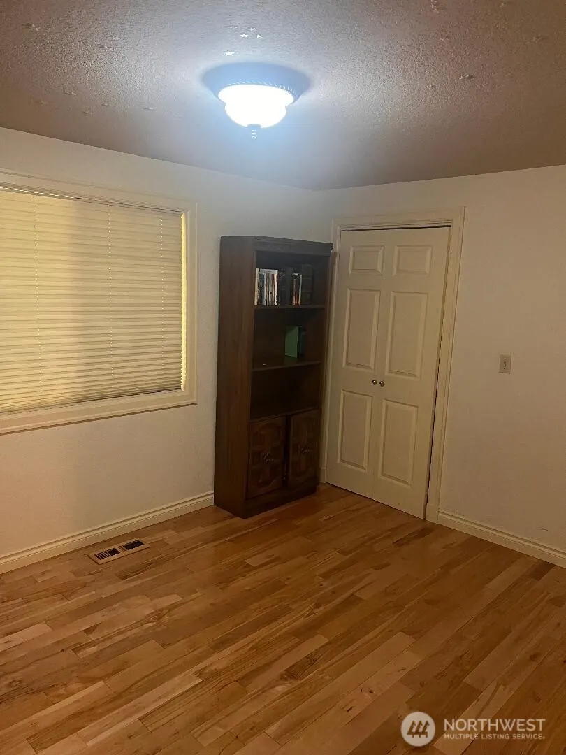9222 S 198 Street Ct , Renton, WA 98055