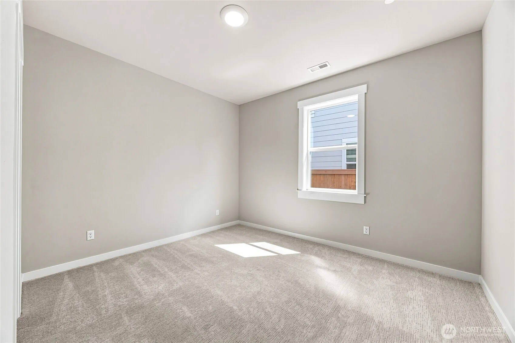 4999 237th Court SE #15, Issaquah, WA 98029