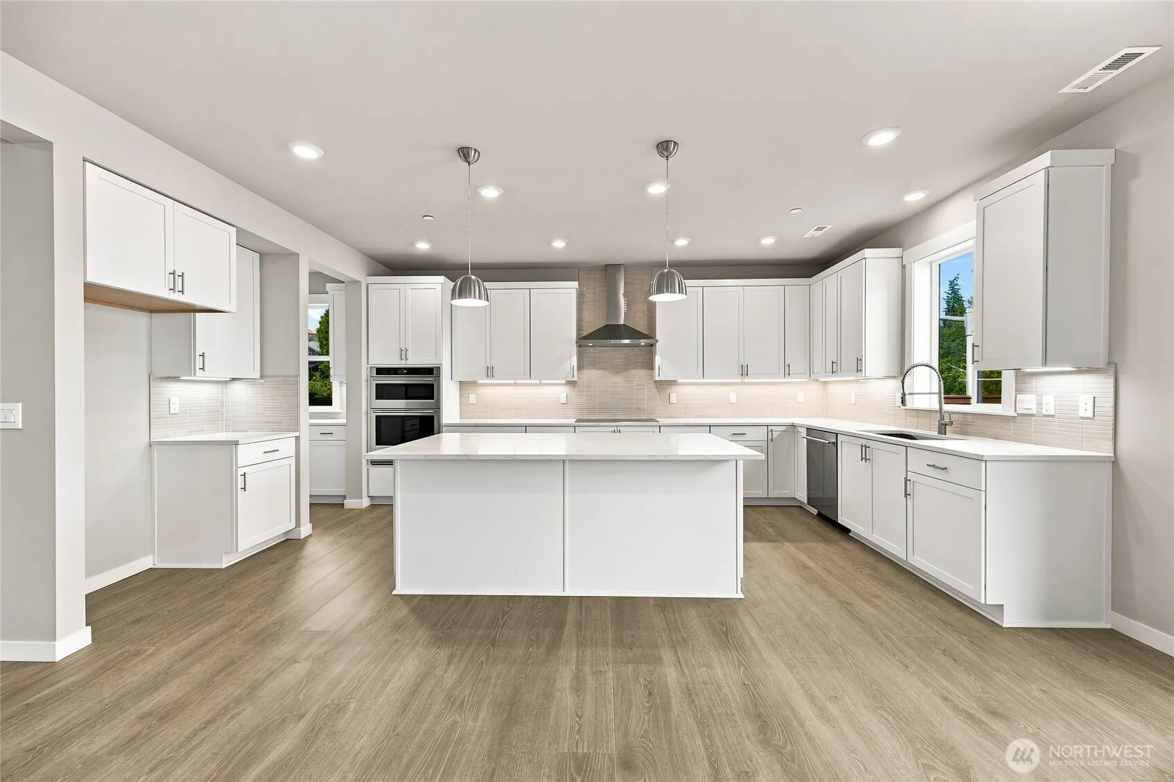 4999 237th Court SE #15, Issaquah, WA 98029
