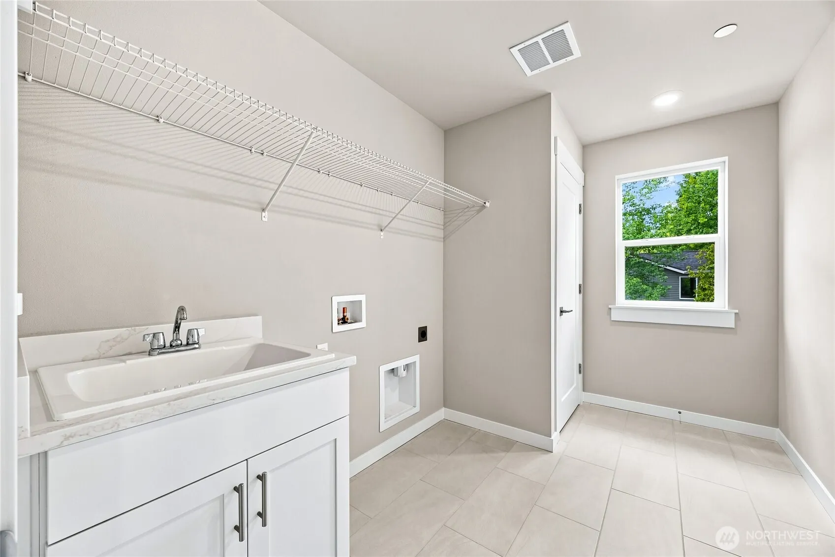 4999 237th Court SE #15, Issaquah, WA 98029