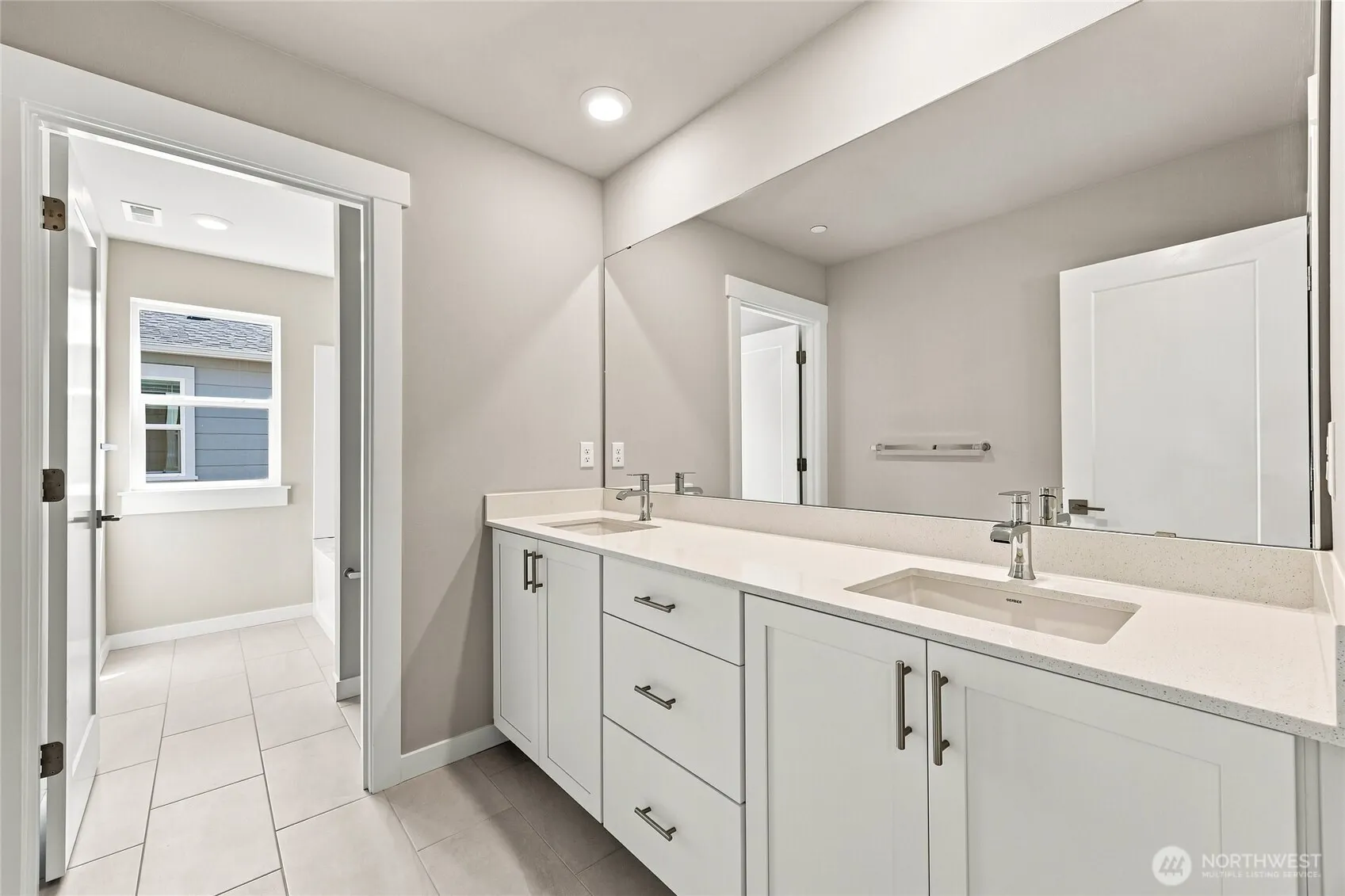 4999 237th Court SE #15, Issaquah, WA 98029