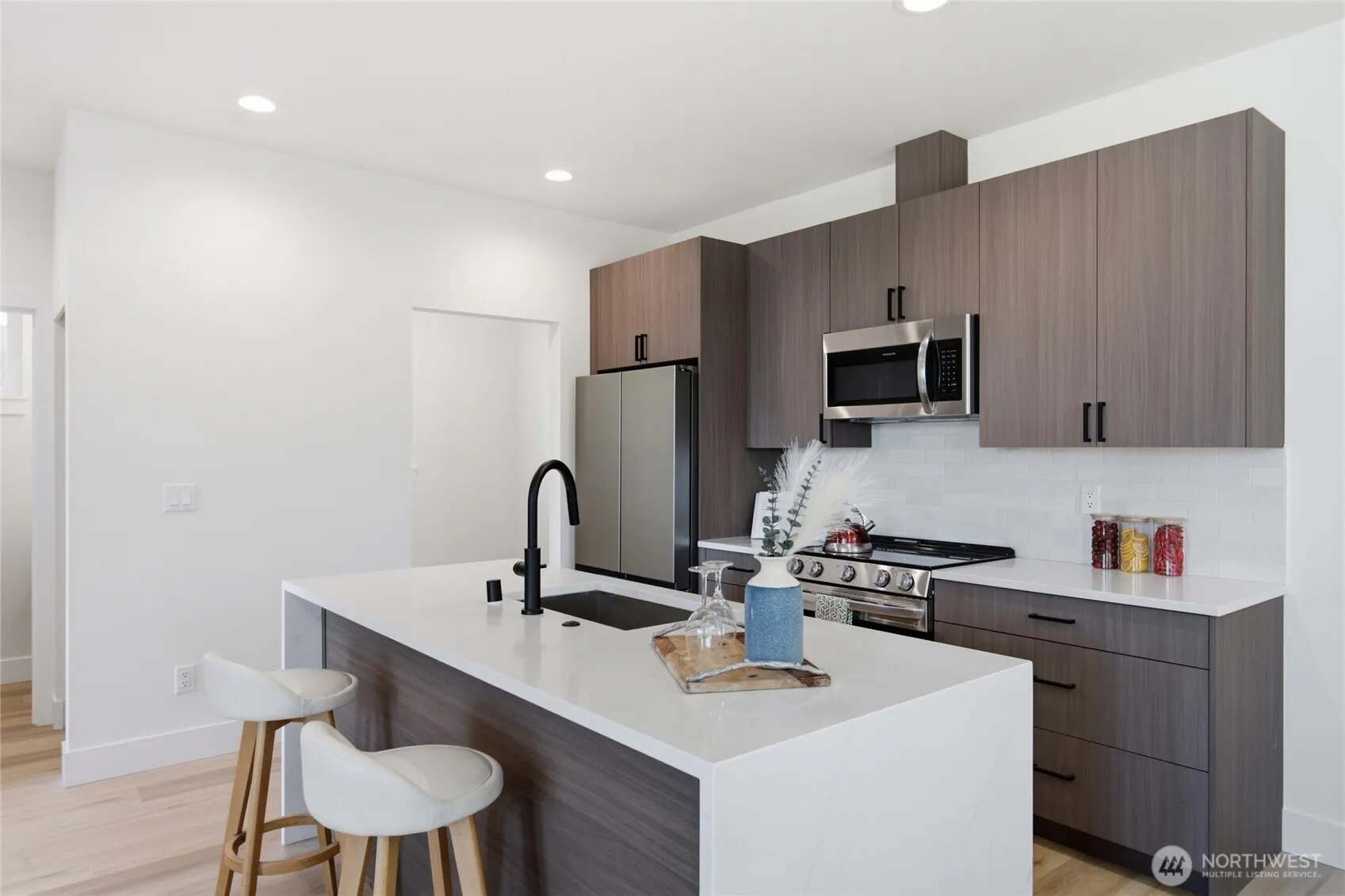 9323 Marcus Avenue S, Seattle, WA 98118