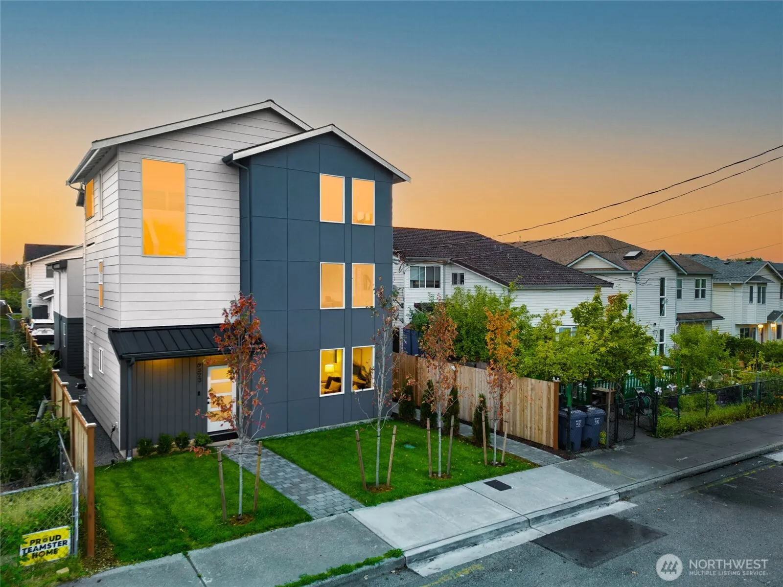 9323 Marcus Avenue S, Seattle, WA 98118