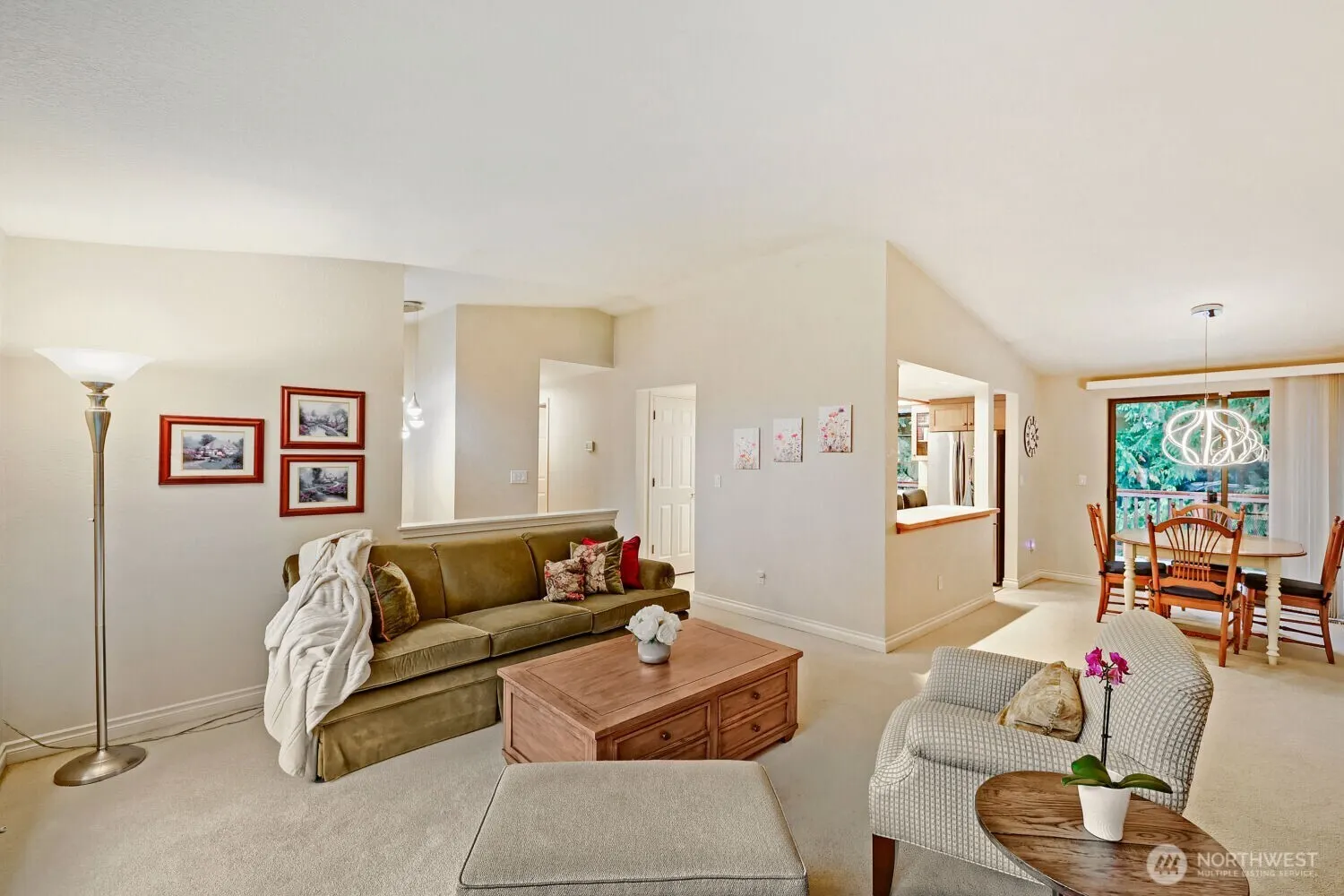 11821 NE 102nd Place , Kirkland, WA 98033